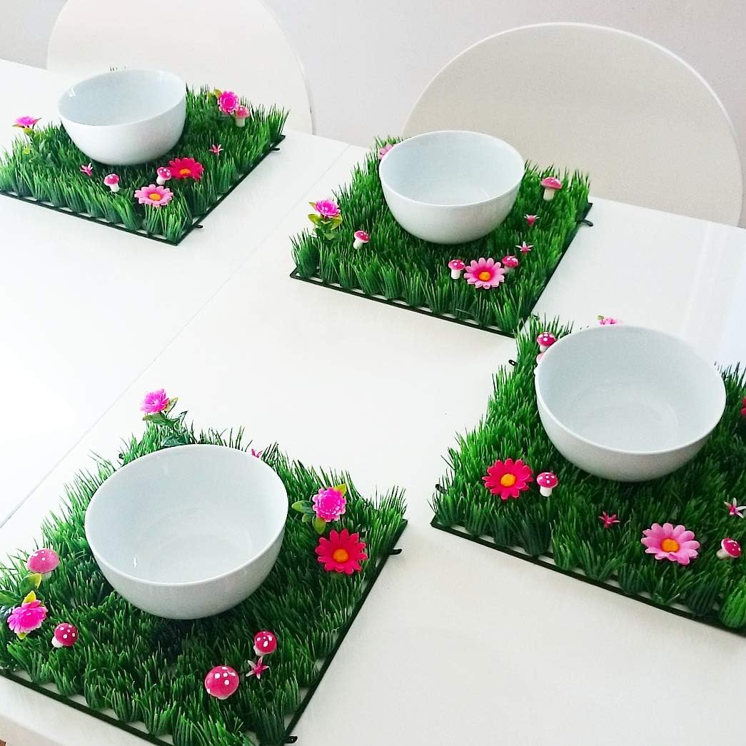 Artificial Grass Place Mat - Set of 4 Table Mats With Flowers - Perfect for Alice in Wonderland Party Supplies, Tea Party Decoration and Garden Parties Decor