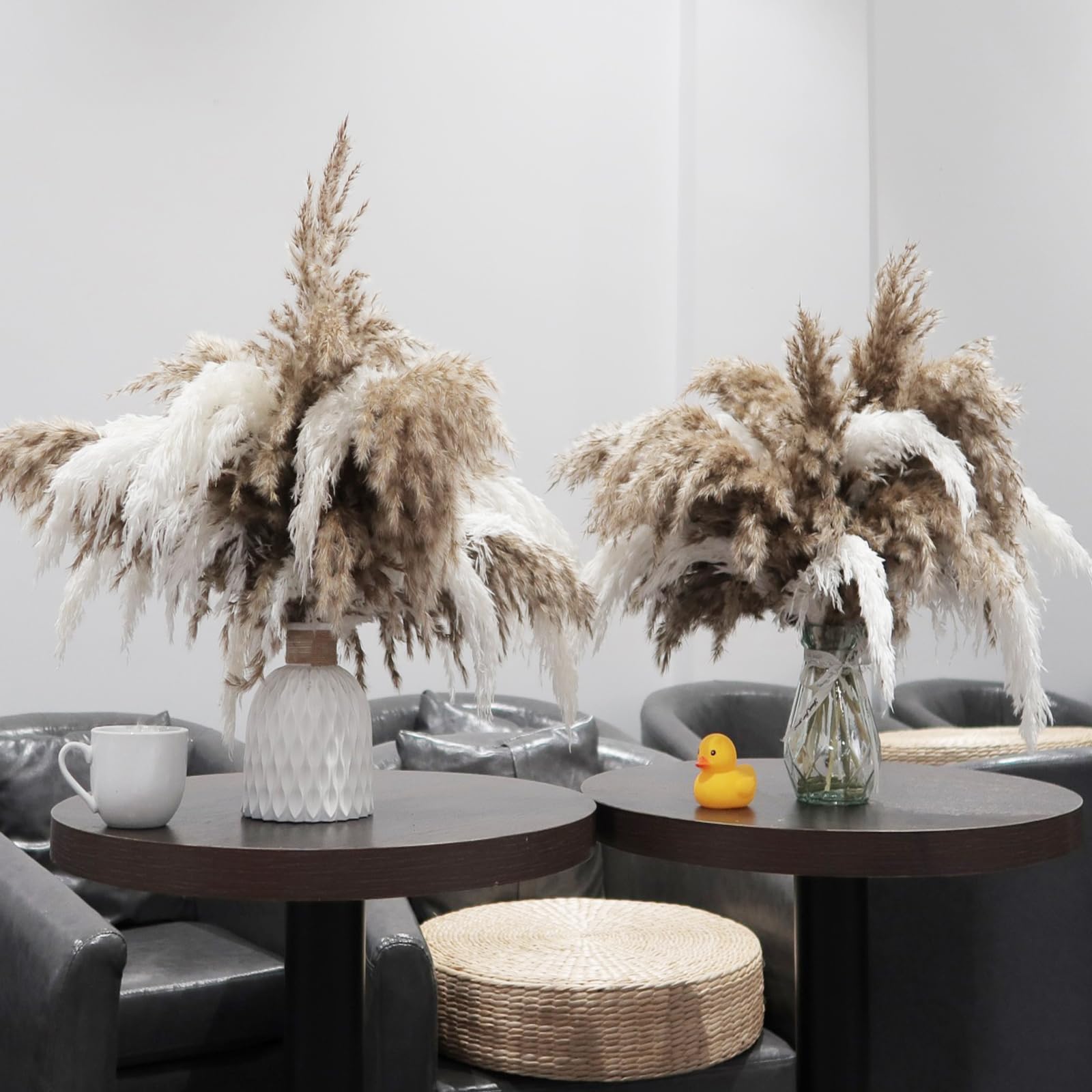 Décoration bohème à 30 tiges – Herbe de la pampa séchée, duveteuse marron et blanche, petites fleurs de pampa courtes et sèches en vrac pour décoration d'intérieur, décoration d'intérieur, décoration