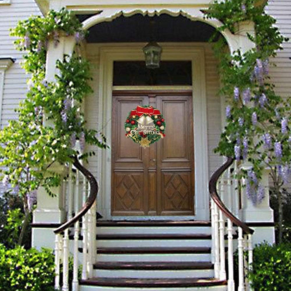 H&W Couronne de Noël artificielle de taille moyenne (40 cm) pour porte d'entrée, mur, fenêtre, poinsettia artificiel avec clochette, nœud et petits ornements (MC7-D1)
