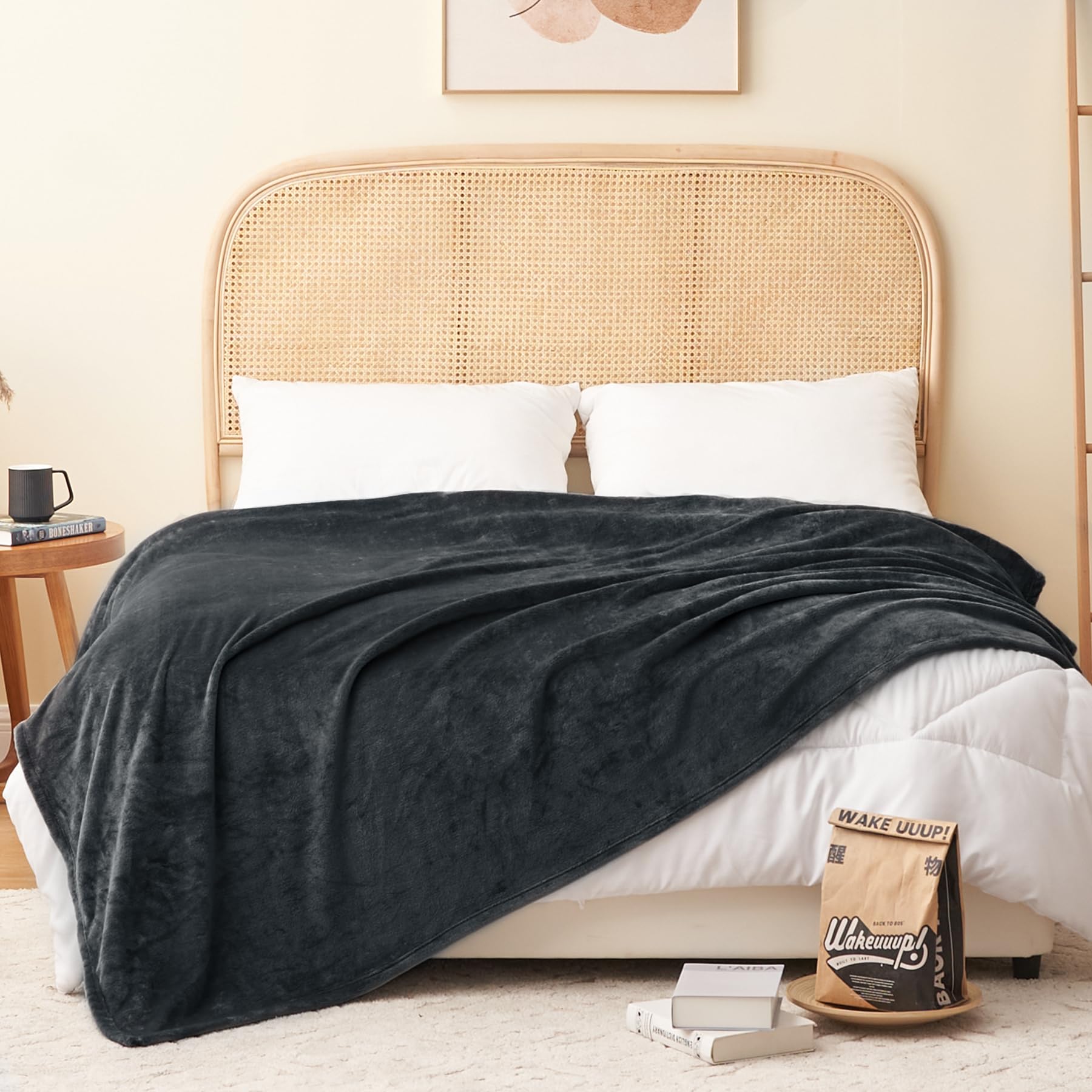 Amazon｜ブランケット 黒 毛布 ダブル 大判 180x200cm おしゃれ