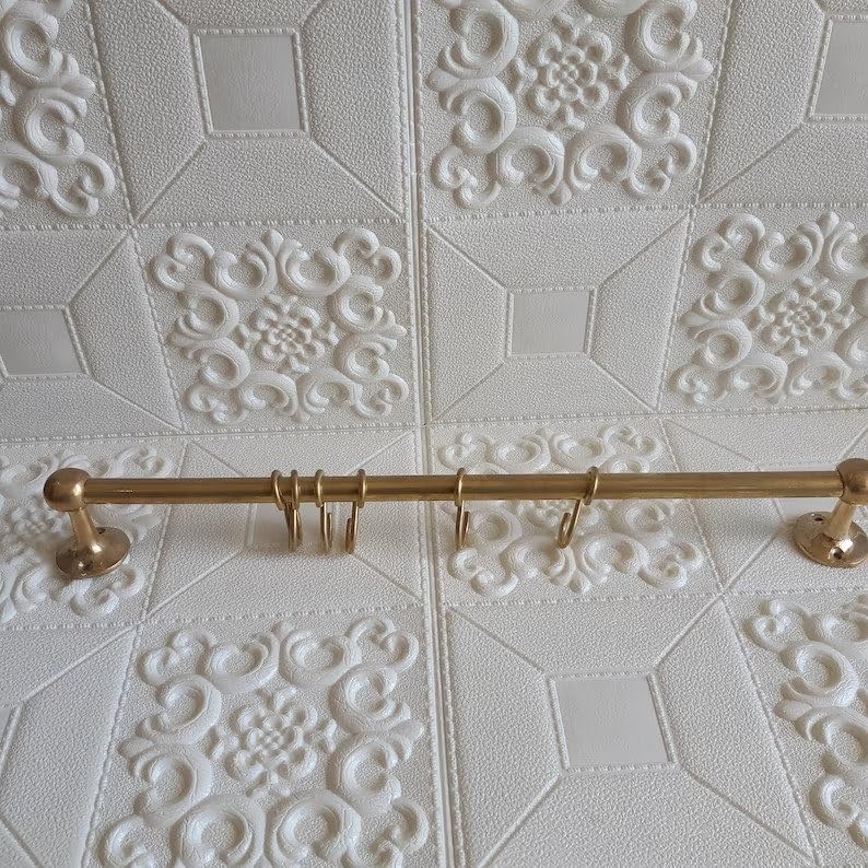 Portapentole in Ottone Non Laccato con Ganci a S, portapentole in Ottone Non Laccato, portapentole in Ottone Dorato Fatto a Mano, Rustico, Montato a Parete (60 Pollici)