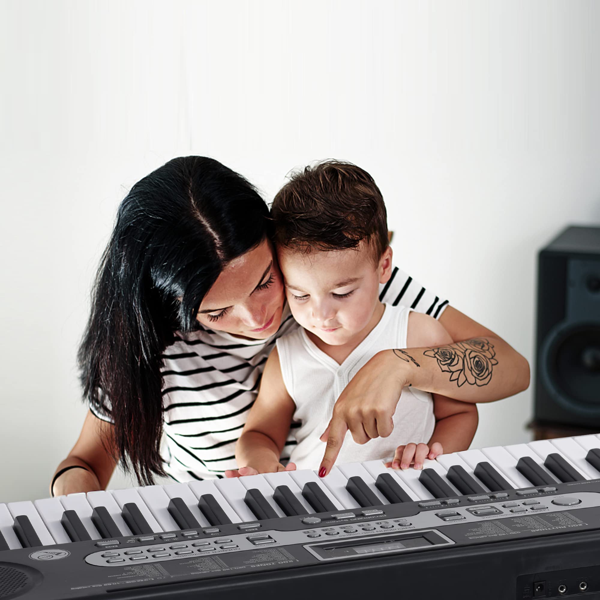 Tragbares Digitalpiano für Anfänger mit 61 Tasten, 3 Unterrichtsmodi, LCD-Display und umfassendem Zubehörset