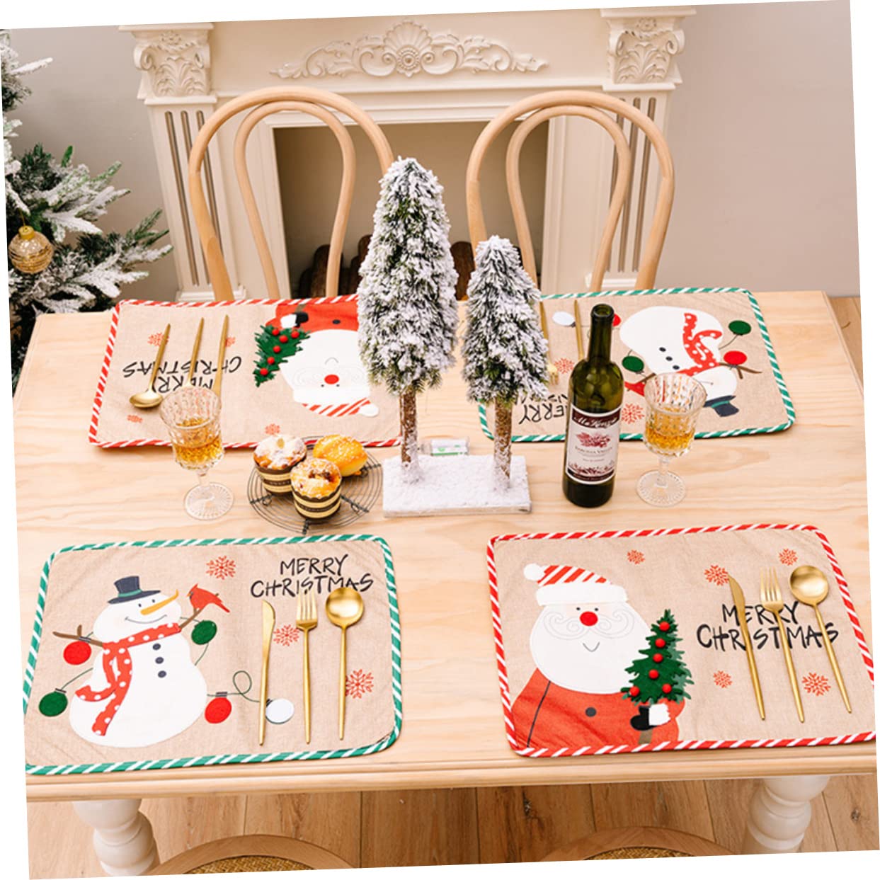 TOPBATHY 4 Piezas Decoración navideña Posavasos navideños Christmas Tablecloth Christmas Decor manteles de Santa Claus Mantel de Navidad decoración de la Mesa del hogar tapete de Mesa Tela