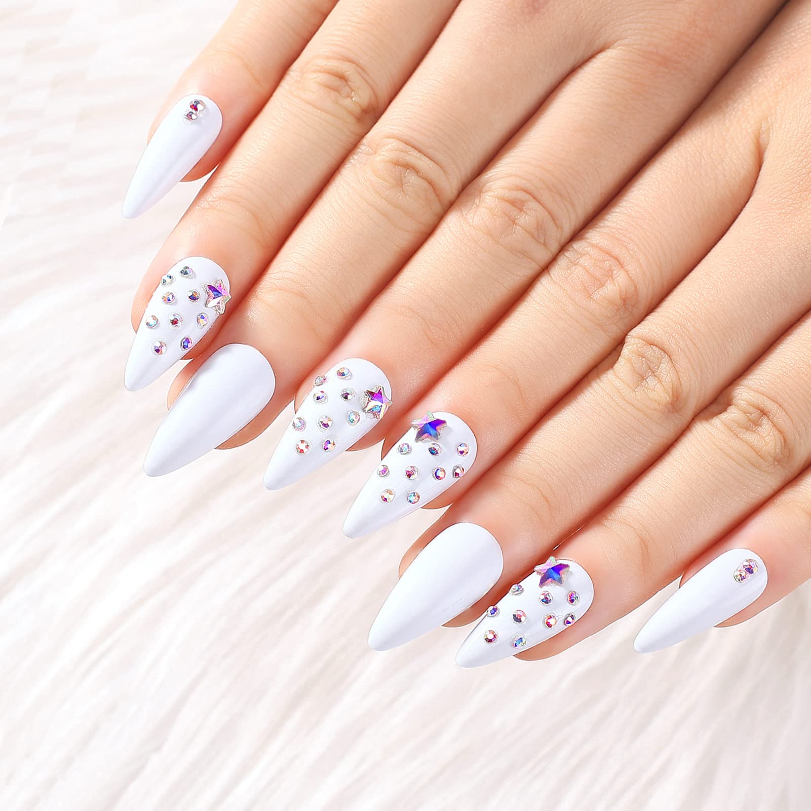 morily 24Pcs Press on Nails Medium Length Long White Glossy Stiletto Fake Nails with Star Crystal Diamond Full Cover Acrylic False Nail Tips Artificial Finger Nail Art Manicure for Women and Girls