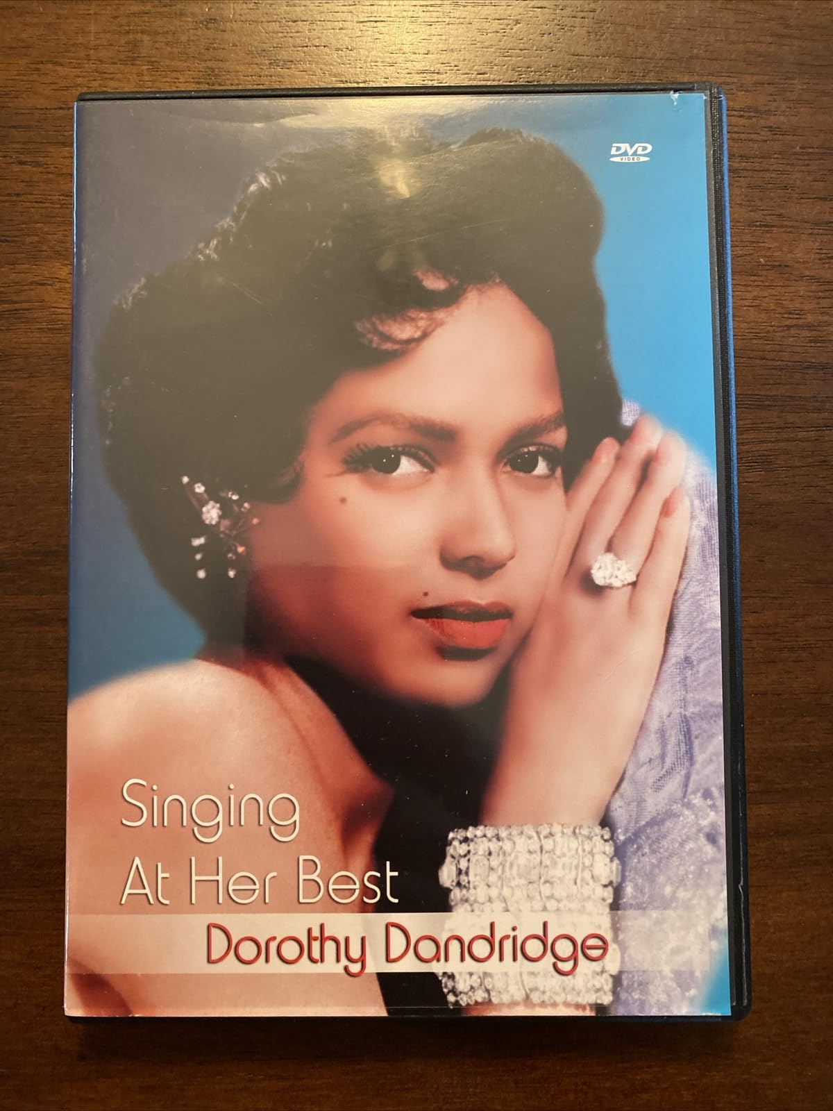 Regalo para melómanos Singing at Her Best DVD edición de Estados Unidos