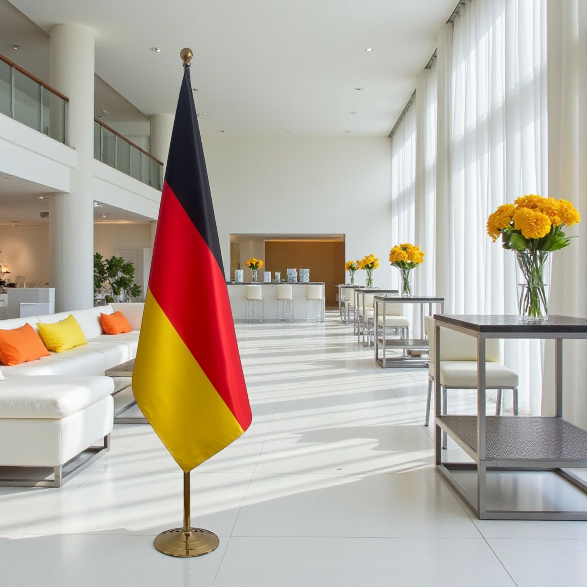 Deutschlandflagge mit Stab und Fuß - Bürofahne - Standfahne 1,3kg - Satin Flagge - Code CN6-DE