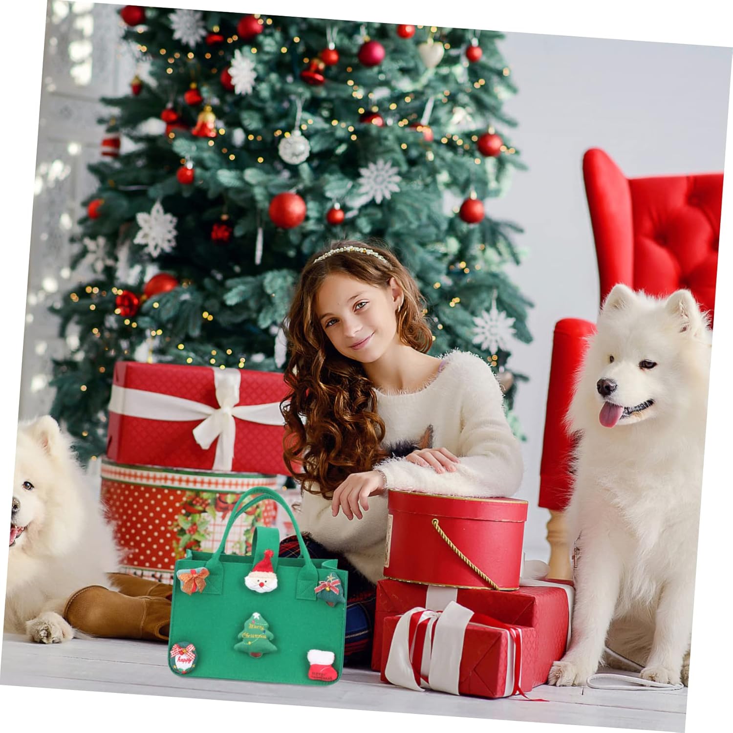 4pcs Felt Xmas Bags for Shower Cartoon Christmas Candy Pouches Festive Wrapping Tote and Design for and