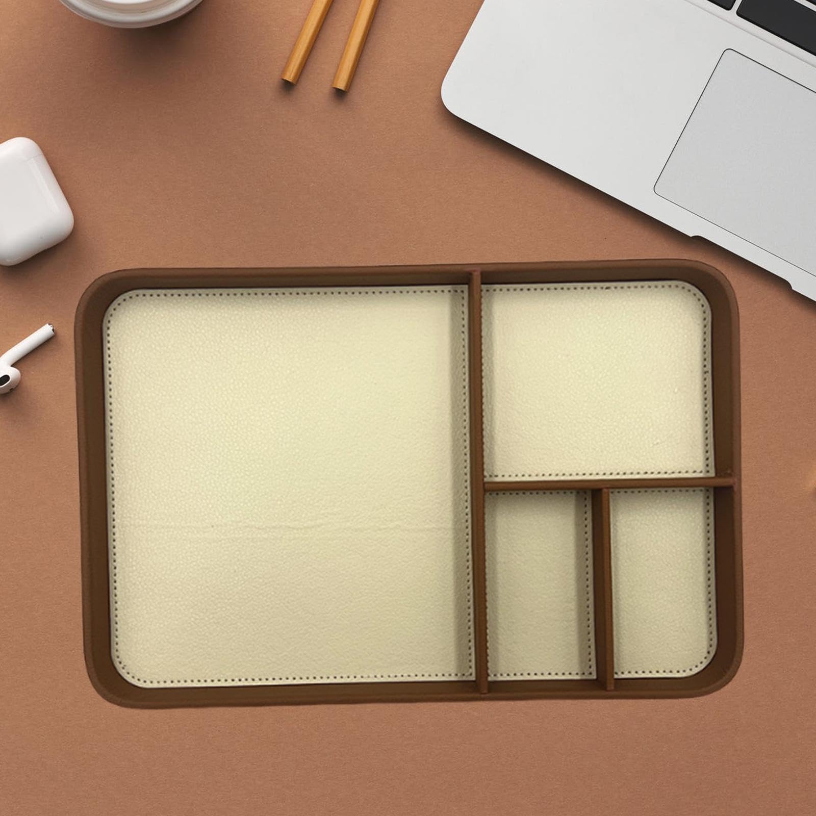 Colcolo Bandeja de Valet Bandeja 4 Compartimento para Hombres Recipiente de Almacenamiento de Organizador Moderno Moderno para la Billetera joyería, Marrón Beige