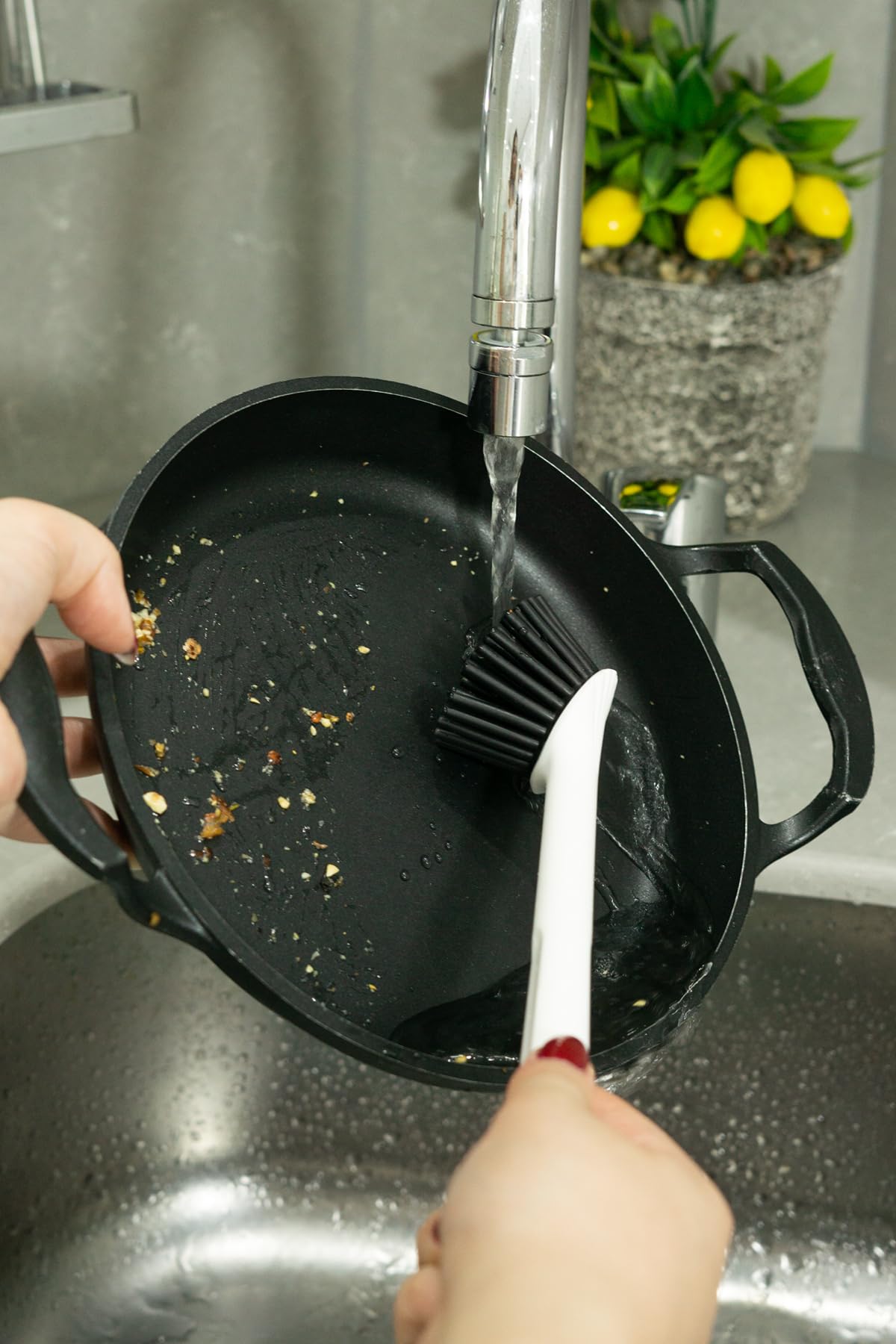 ATA HOME 2 Adet Vantuzlu Mutfak Banyo Tezgah Üstü Silikon Bulaşık Yıkama Lavabo Temizleme Tezgah Fırçası