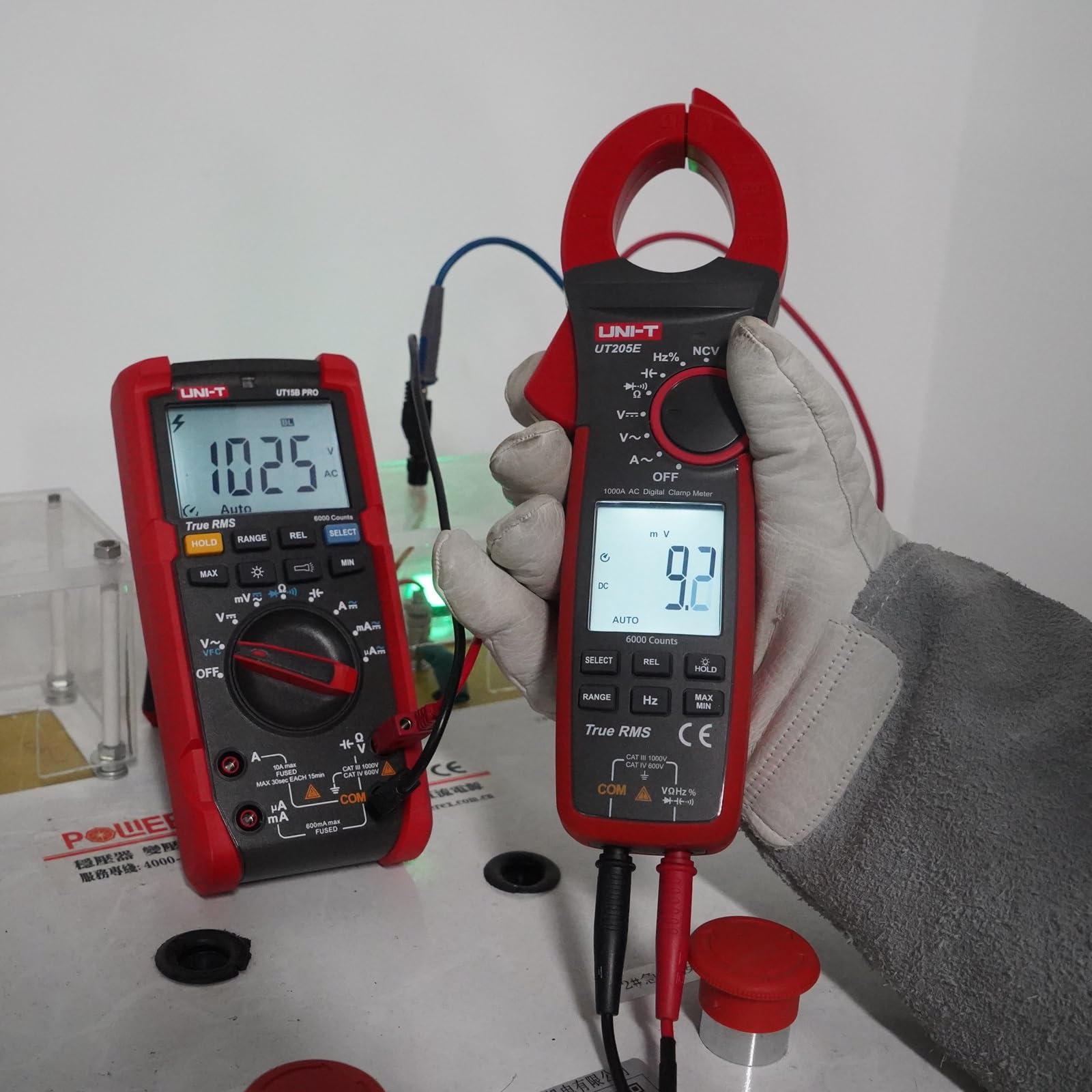 UNI-T UT205E Serie UT200 True RMS Digital Abrazadera Metro, 1000A AC/DC, 10Hz-1MHz