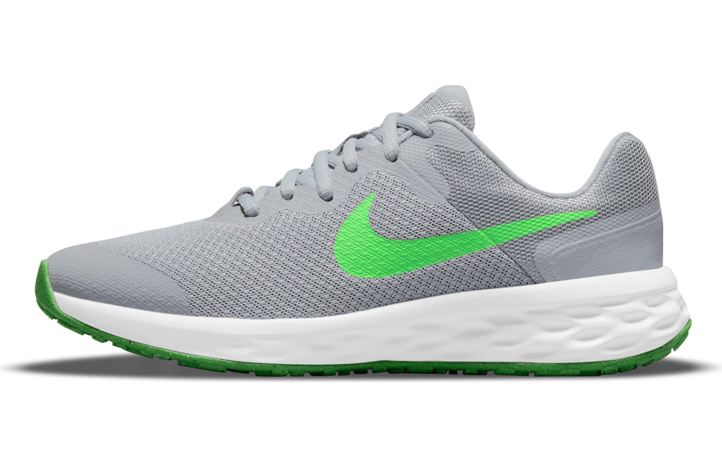 NIKE Revolution 6, Zapatillas de Gimnasia Unisex niños, Light Smoke Grey Green Strike Dark, 39 EU