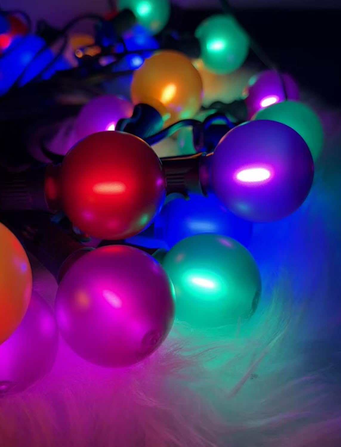 50Ft G40 Globe Outdoor String Lights, Waterproof Patio Lights with 27 Shatterproof Frosted Multicolor LED Bulbs, Connectable Hanging Lights for Home Party Porch Backyard and Christmas Tree Decor