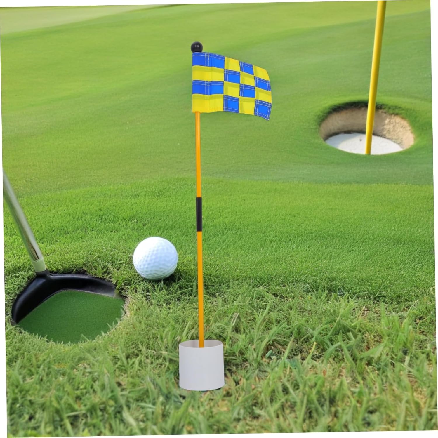Yardwe Golf Hole Flags Lightweight Assembly Golfing Practice Kit with Durable Poles for Backyard Use for Skill