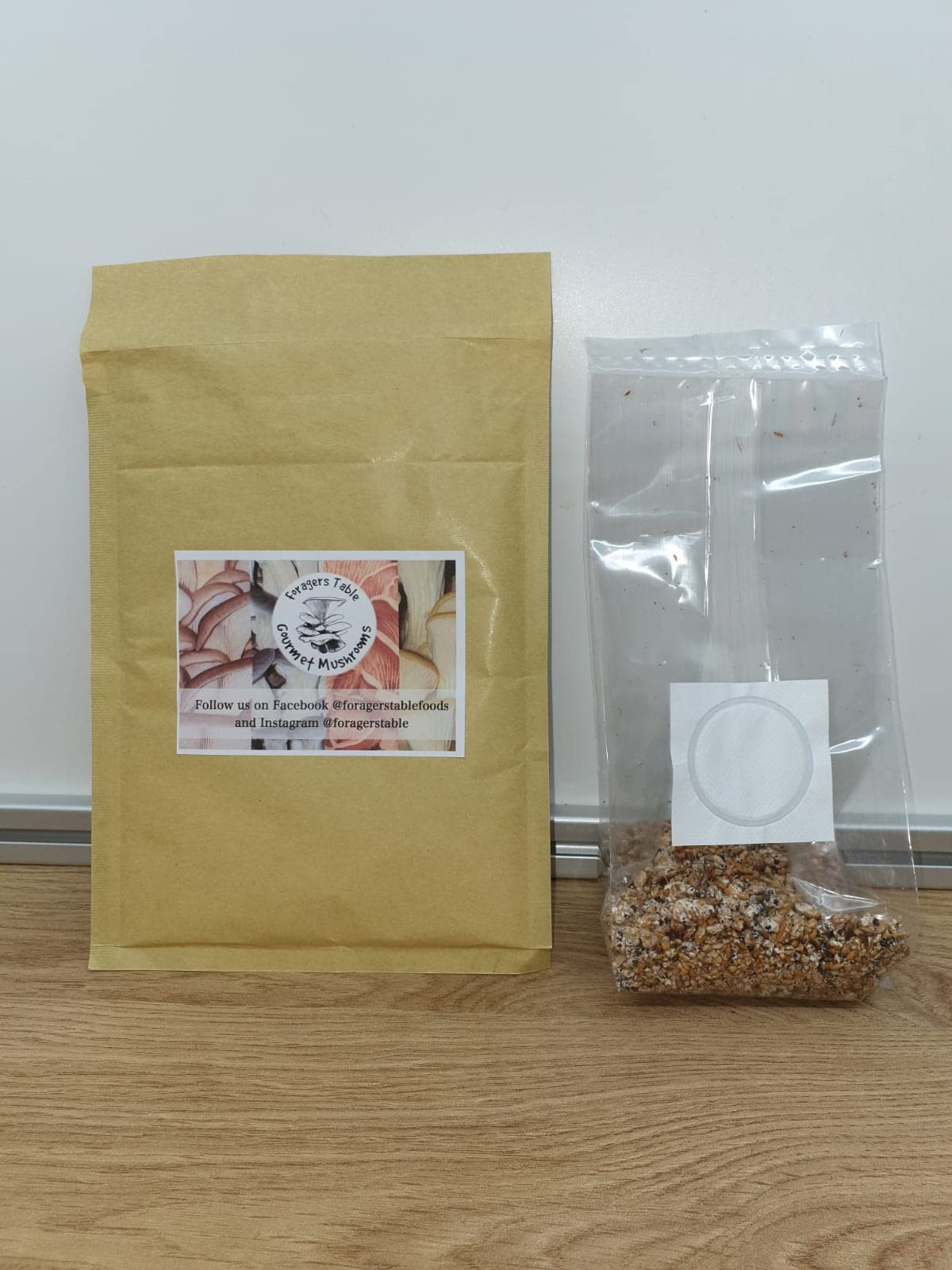 Reishi Mushroom Spawn/Seed, 100g Heat Sealed Bag (Ganoderma Lucidum) Foragers table