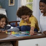 Jeu de Société Sorry pour Enfants de 6 ans et Plus; Jeu de Société Classique Hasbro; Chaque Joueur a 4 Pions; Jeu Familial