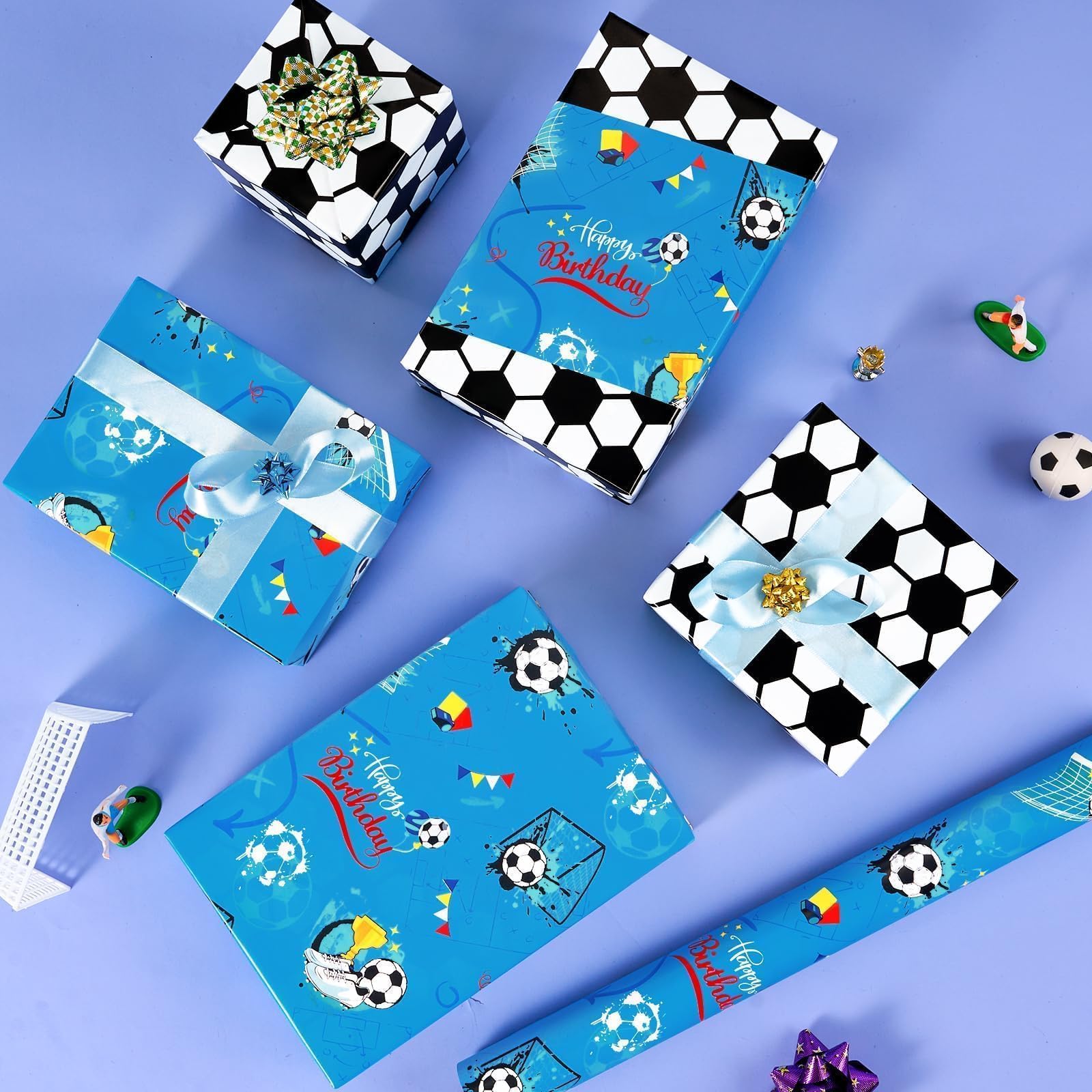 WERNNSAI Papel de regalo de fútbol – 1 rollo de papel de regalo de fútbol para cumpleaños de niños, joven, fiesta de cumpleaños de fútbol, decoración azul, papel de regalo deportivo con línea de corte