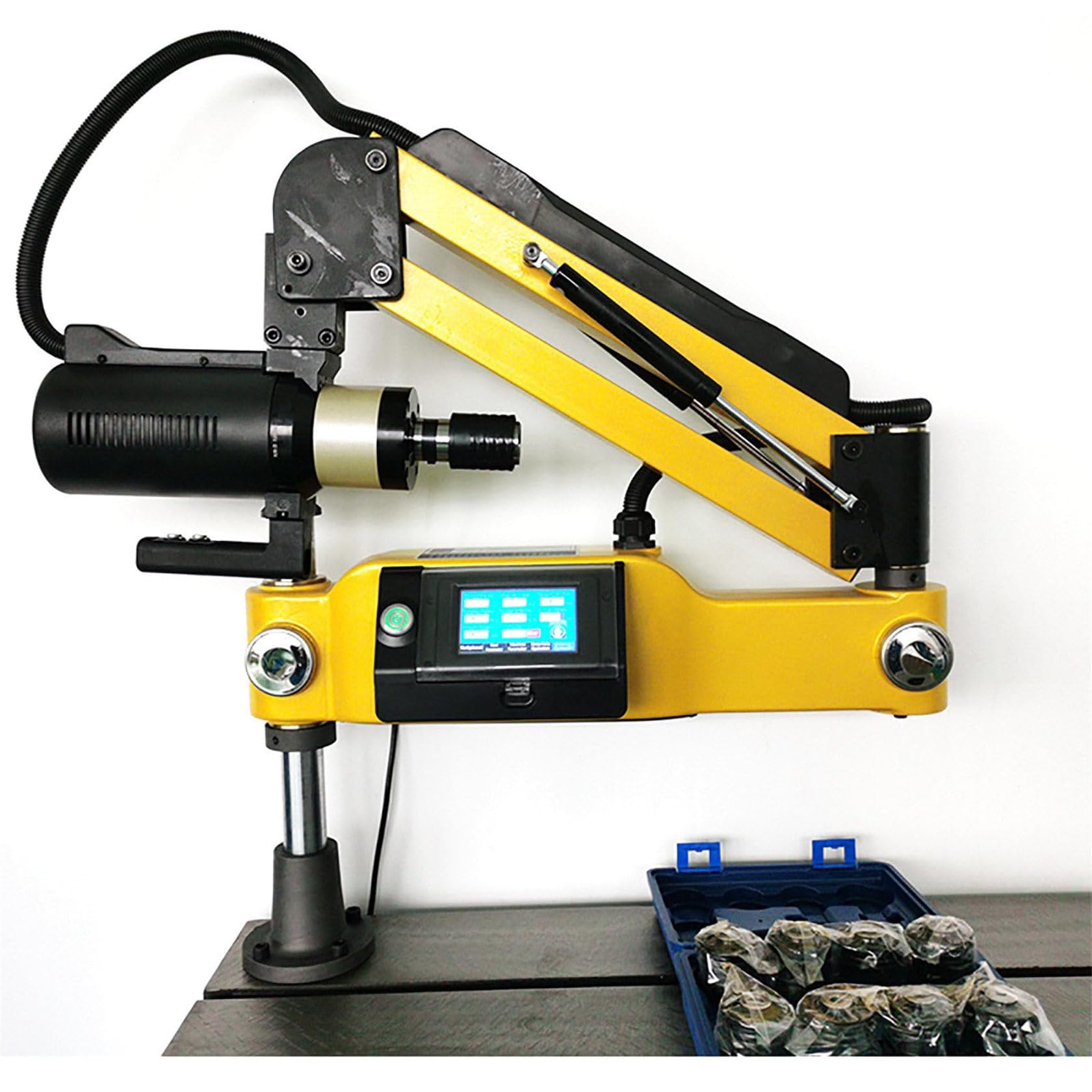 Maschiatrice elettrica di precisione, maschiatrice pneumatica a 360° con braccio flessibile universale, pinze per rubinetto M3-M16 incluse, 8 pinze standard per foratura e filettatura