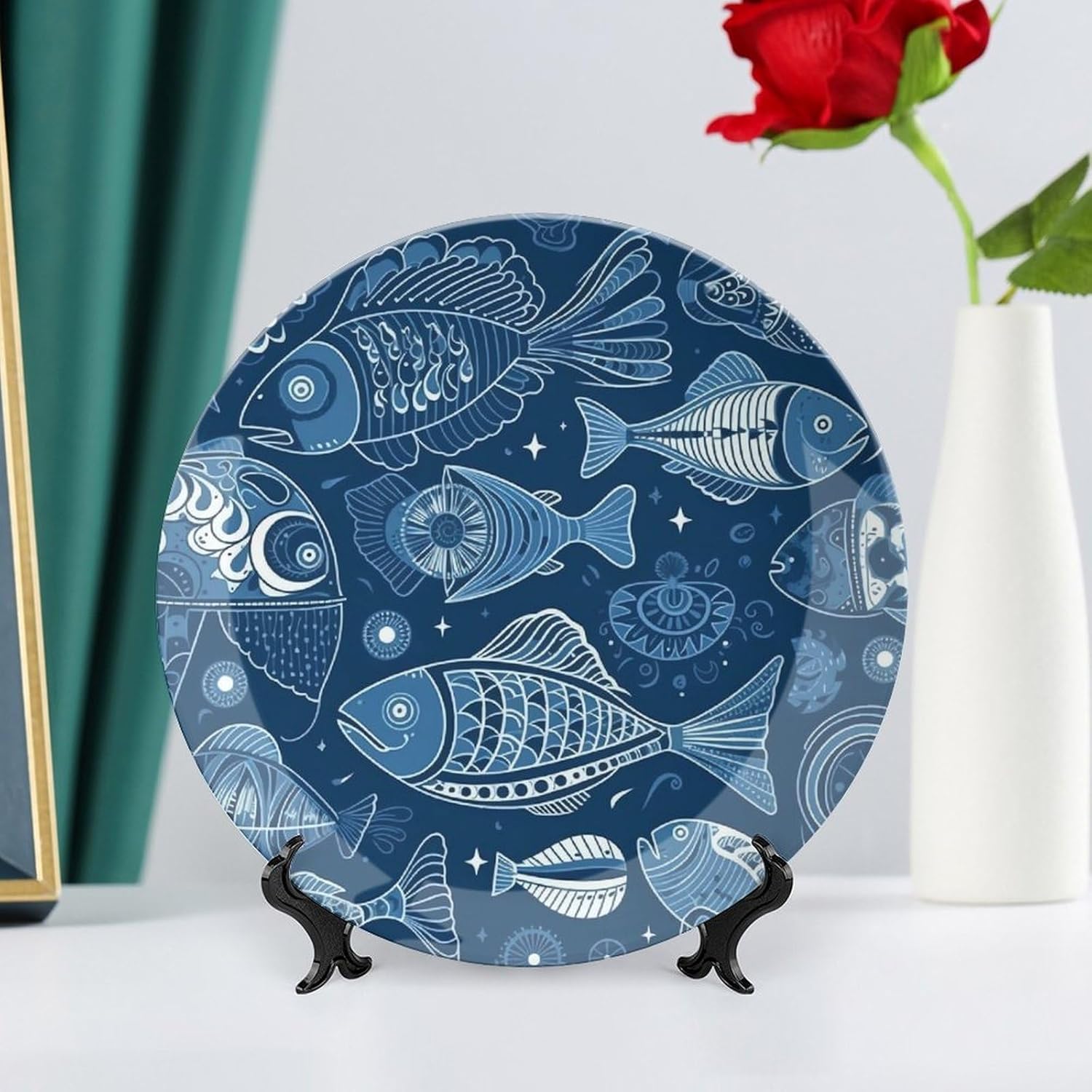 Bone China Decorative Plates Fish And Shells Ceramic Decorative Plate Wall Decor with Display Stand Ceramic Ornaments for Wall Hanging Decoration