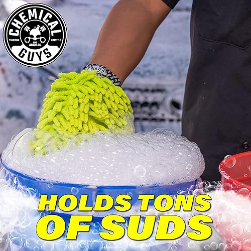 Miniatura 6 de Chemical Guys CWS20716M - Paquete de iniciación de lavado de autos  Jabón de lavado de coche Extreme Bodywash & Wax Foaming, 16 onzas, aroma a uva +