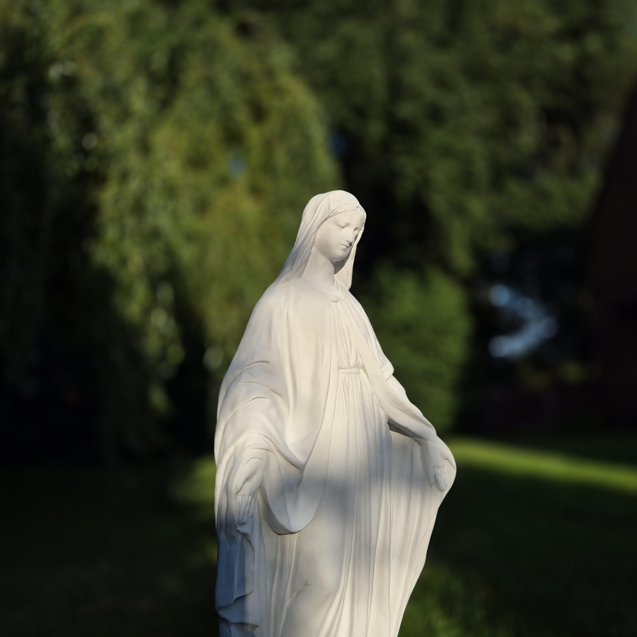 FABRIQ Statua di Santa Madonna, grande Vergine Maria in pietra massiccia (altezza 63 cm, 16 kg), scultura cattolica per chiesa, giardino e casa, regalo religioso e madre di Dio