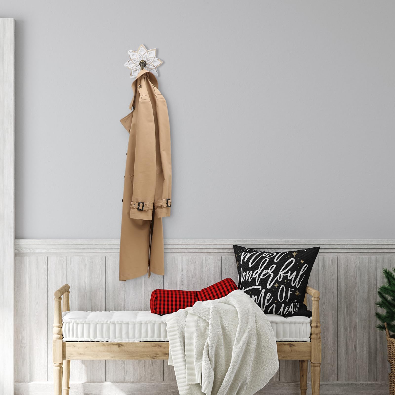 Weysat 3 ganchos de pared para abrigos de granja, ganchos decorativos blancos, ganchos decorativos de madera envejecida, ganchos de pared tallados, decoración de pared elegante, ganchos para colgar