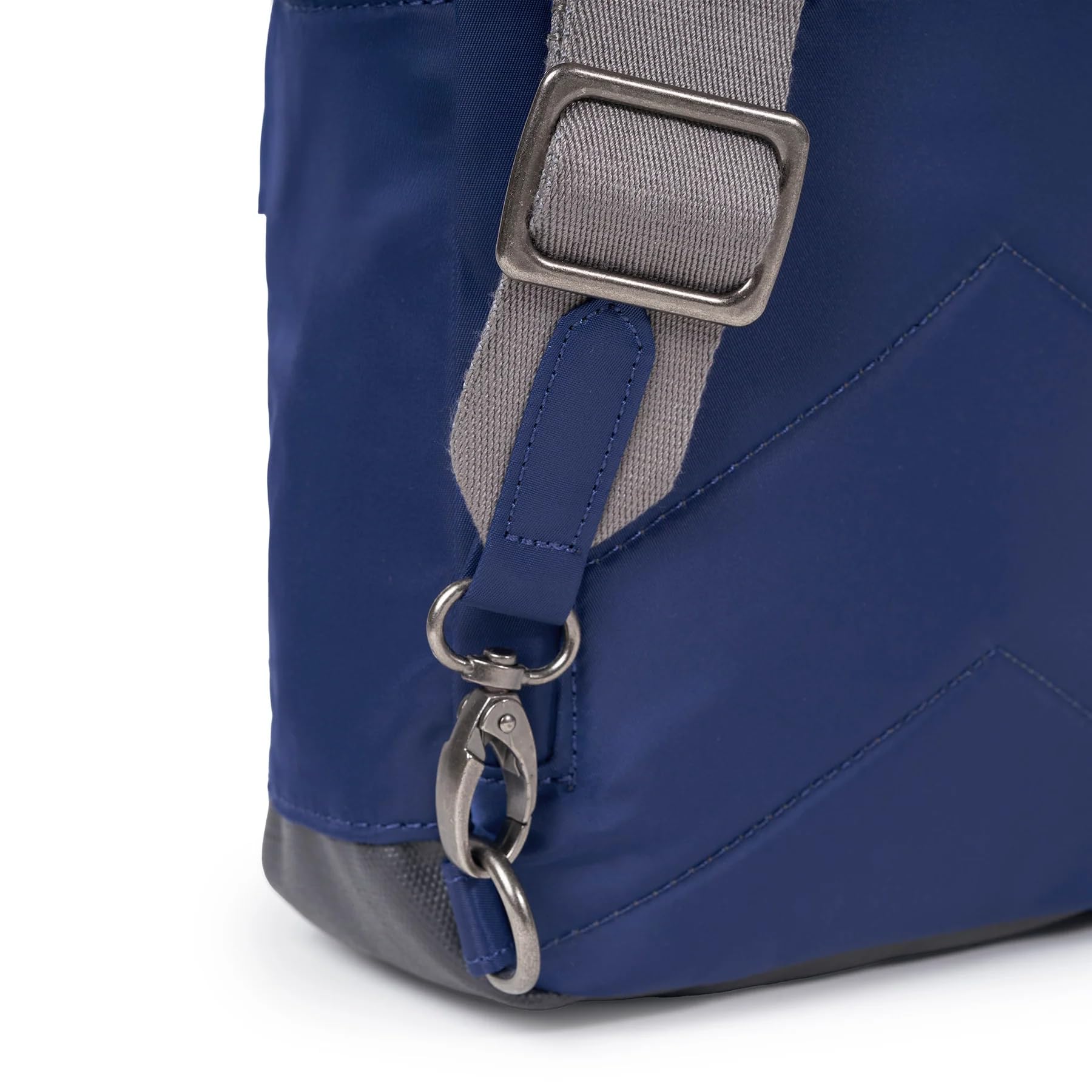 ROKA London Willesden B Sustainable Crossbody