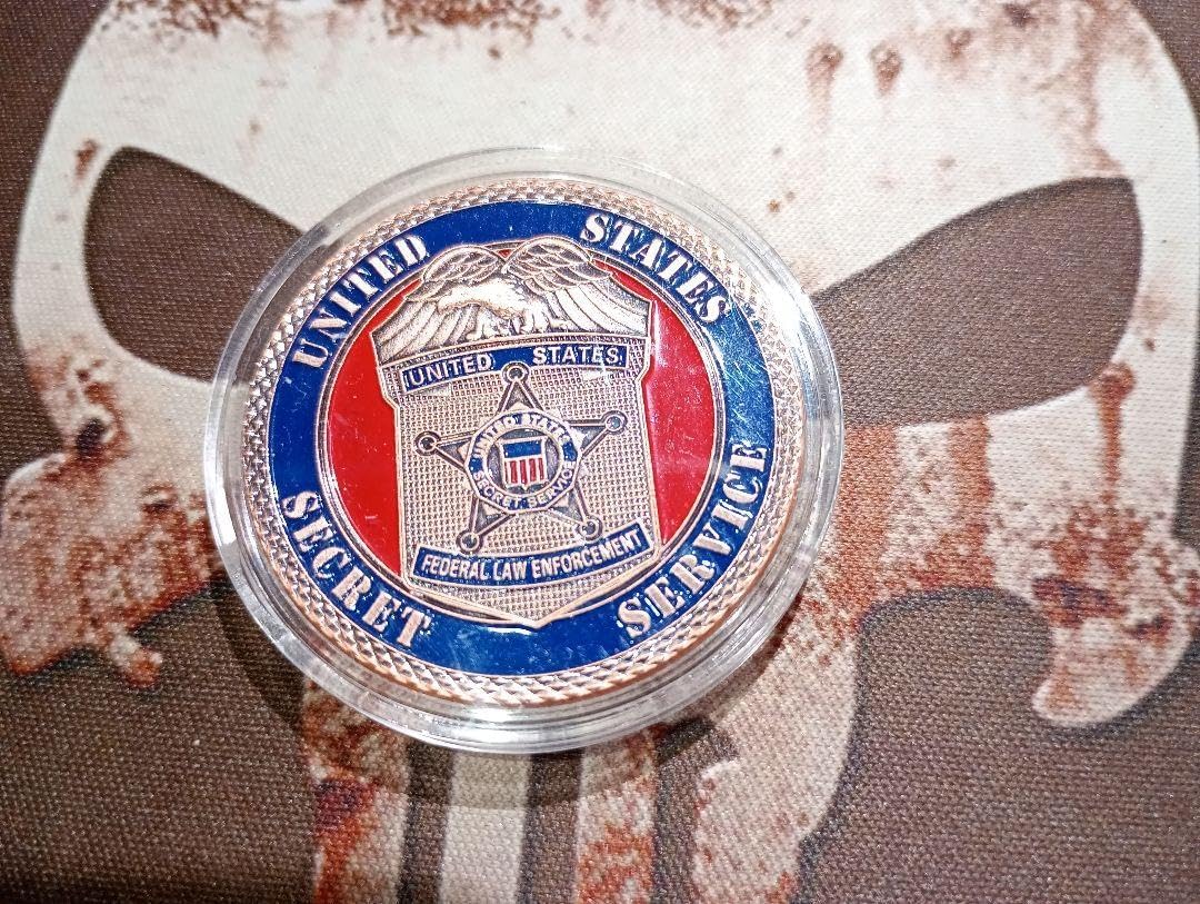 米国ジョージ・ワシントンのエンボス加工された2セントの赤い切手