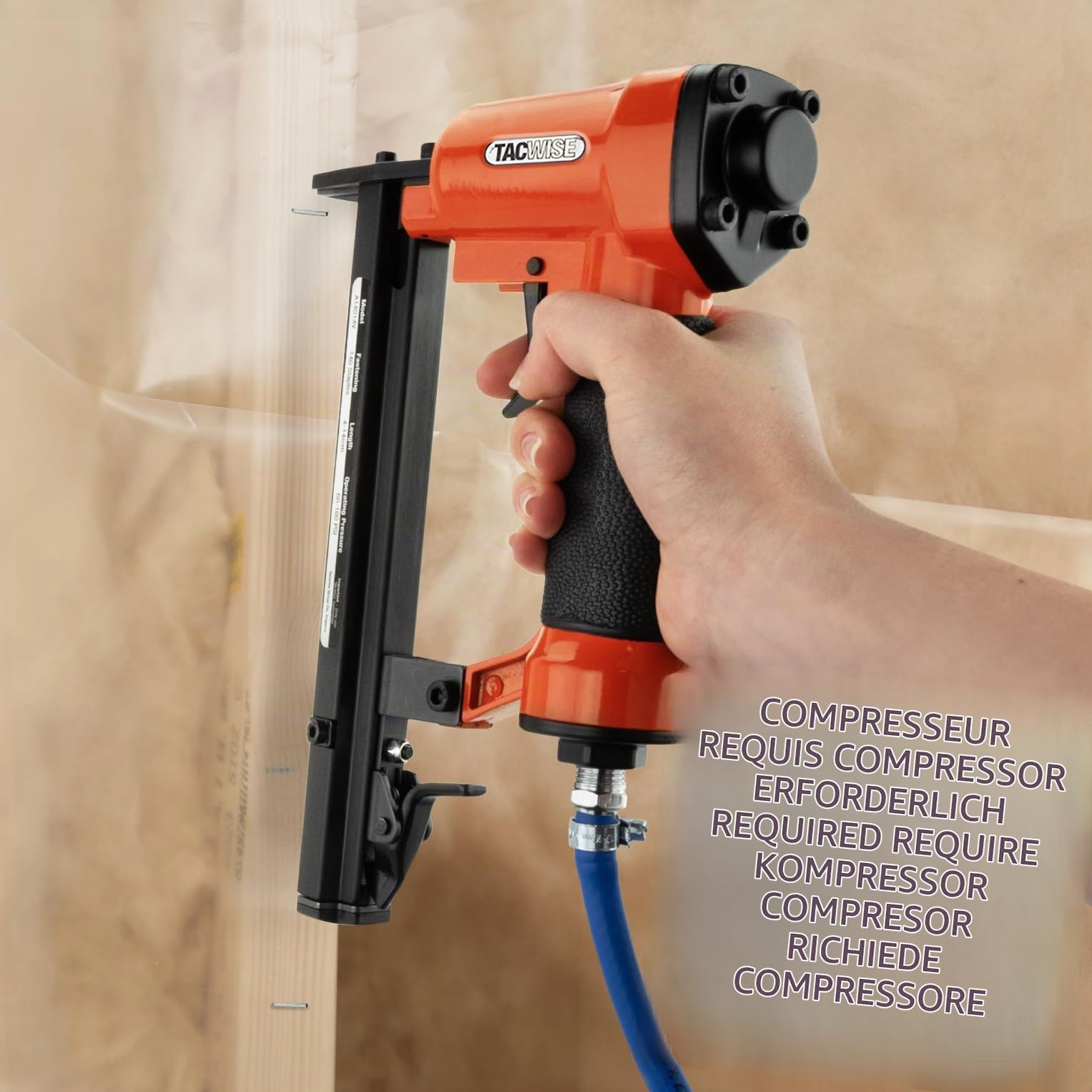 Tacwise A14014V Grapadora de Tapicería Neumática, Utiliza Grapas de la Serie 140 de 4 a 14 mm, Naranja | Utiliza Grapas Tipo 140 de 4 a 14 mm
