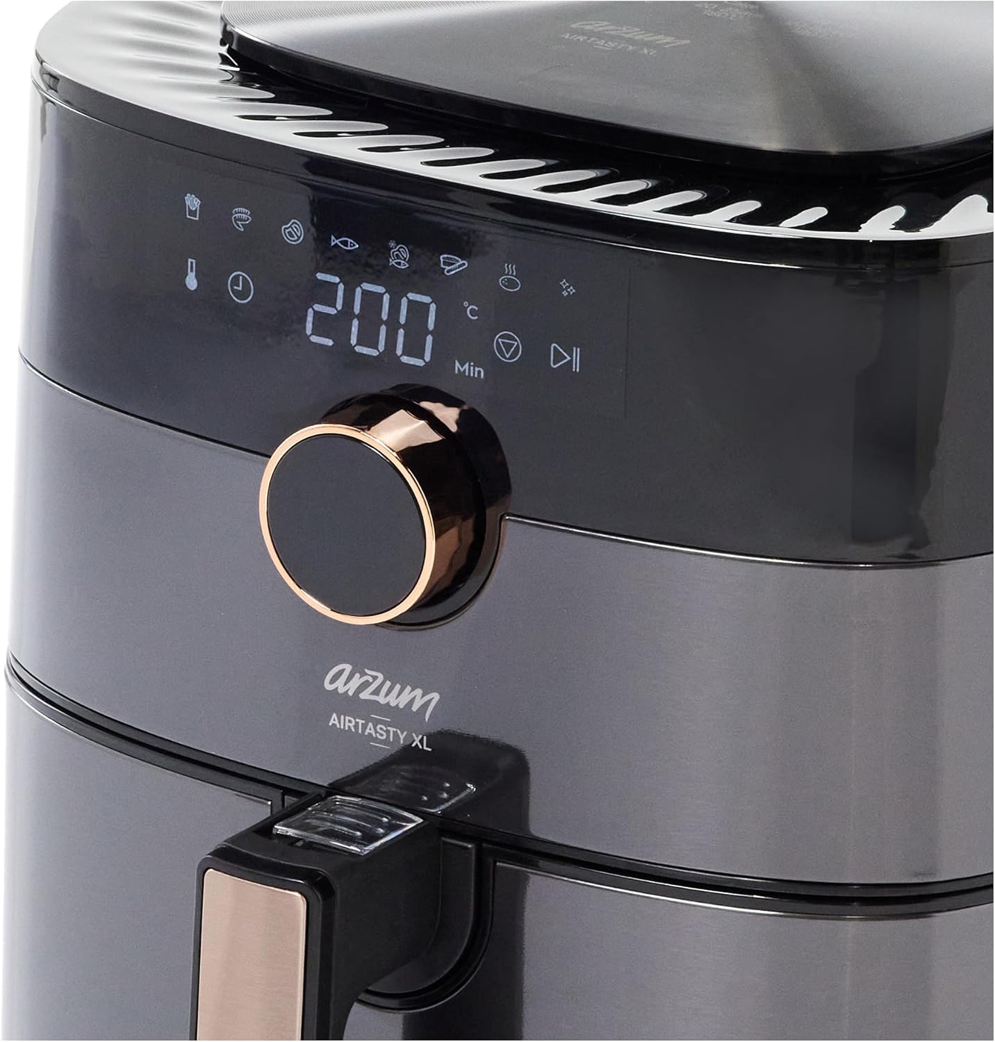 Close-up of Arzum Airtasty XL digital control panel