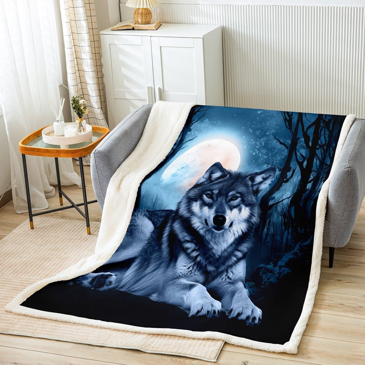 Wolf Sherpa Blanket Wild Animal Pattern Plush Blanket Wolves Wildlife Style Fleece Throw Blanket for Bed Couch Sofa Adults Nature Scary Fuzzy Blanket Ultra Soft Room Decor Queen 90"x90"