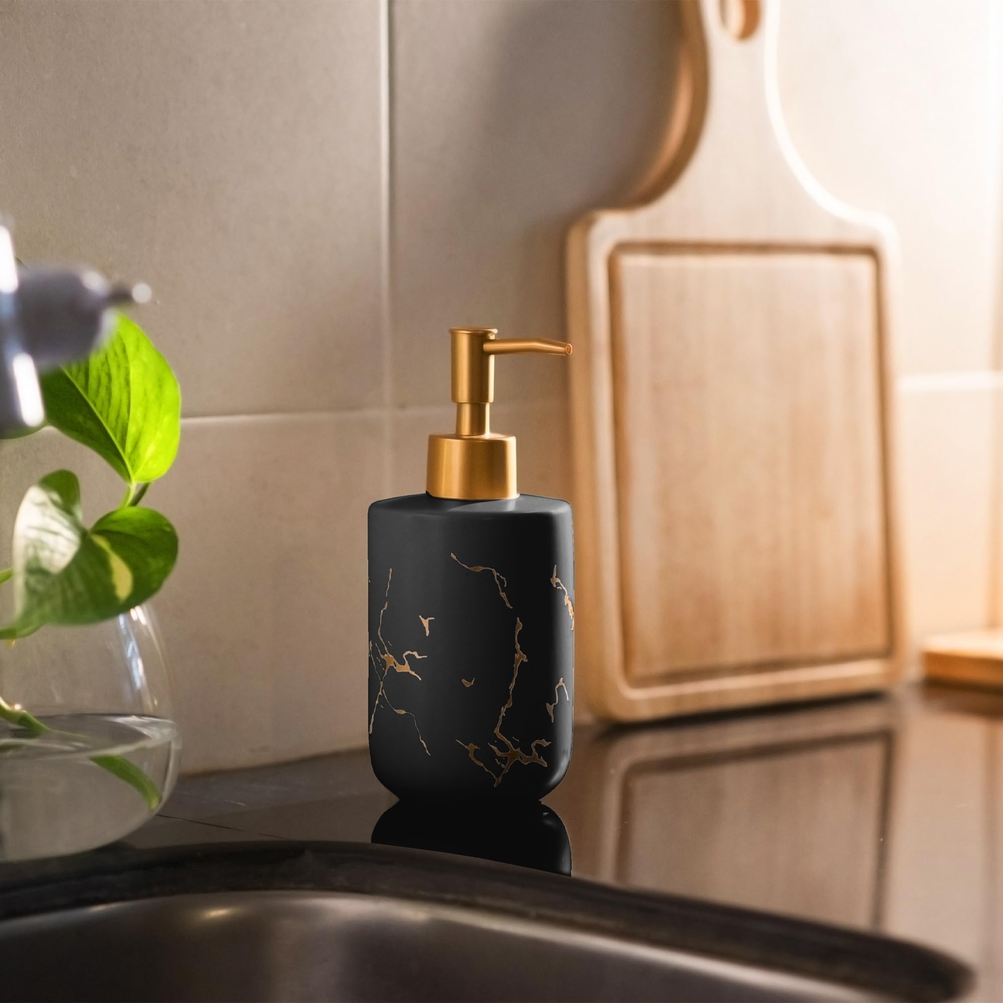 Distributeur Savon Douche Céramique 400ML | Distributeur Savon Salle De Bain | Distributeur De Savon Liquide Vaisselle Pompe Savon | Pousse Mousse Savon Main | Distributeur À Savon (Noir)