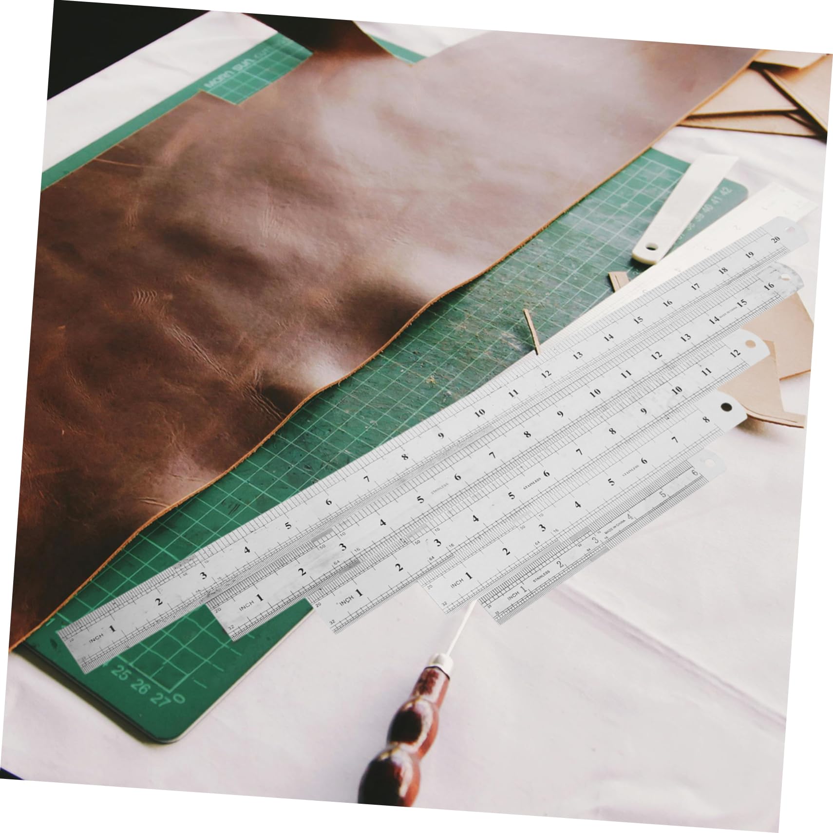 GRAPHOPLEX Righello 30 cm in acciaio - Doppia graduazione incisa chimicamente - Resistente e leggibile - Per misurare e tracciare con precisione - Uso scolastico e professionale