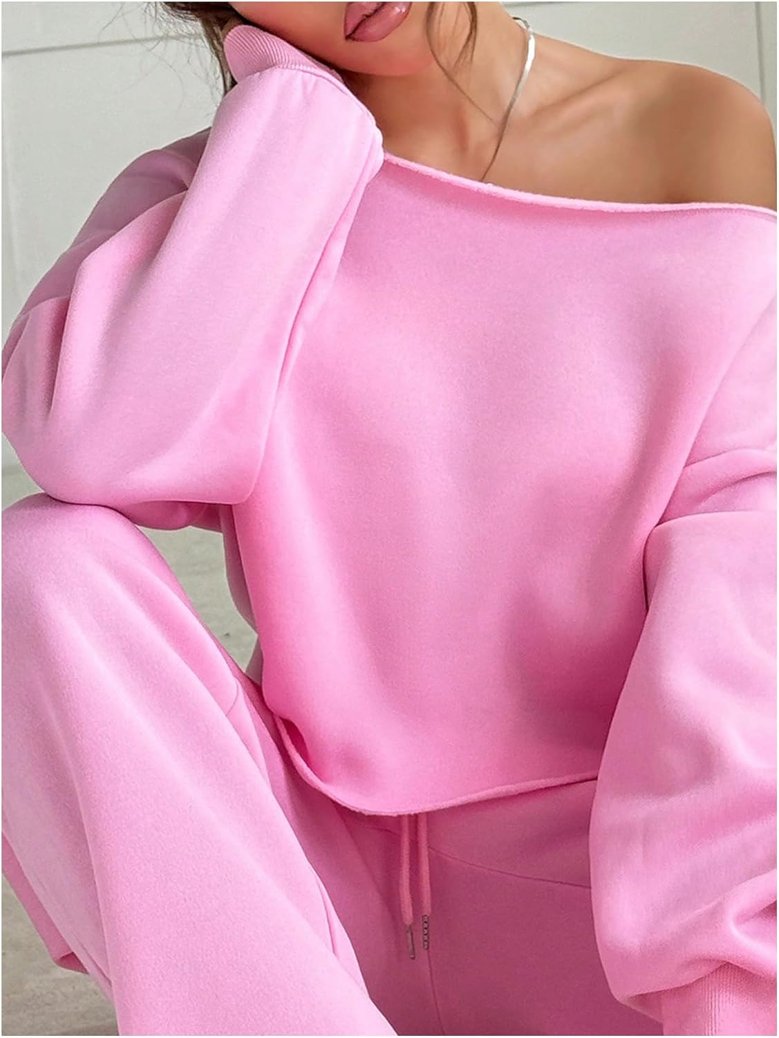 SOLY HUX Women's 2 Piece Outfits Fall Sweatsuits Off The Shoulder Crop Top Wide Leg Sweatpants Casual Matching Lounge Sets - Image 4