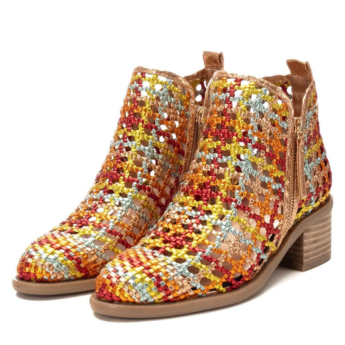 XTI - Stivaletti casual Donna - Calzature comode e versatili - Moda casual