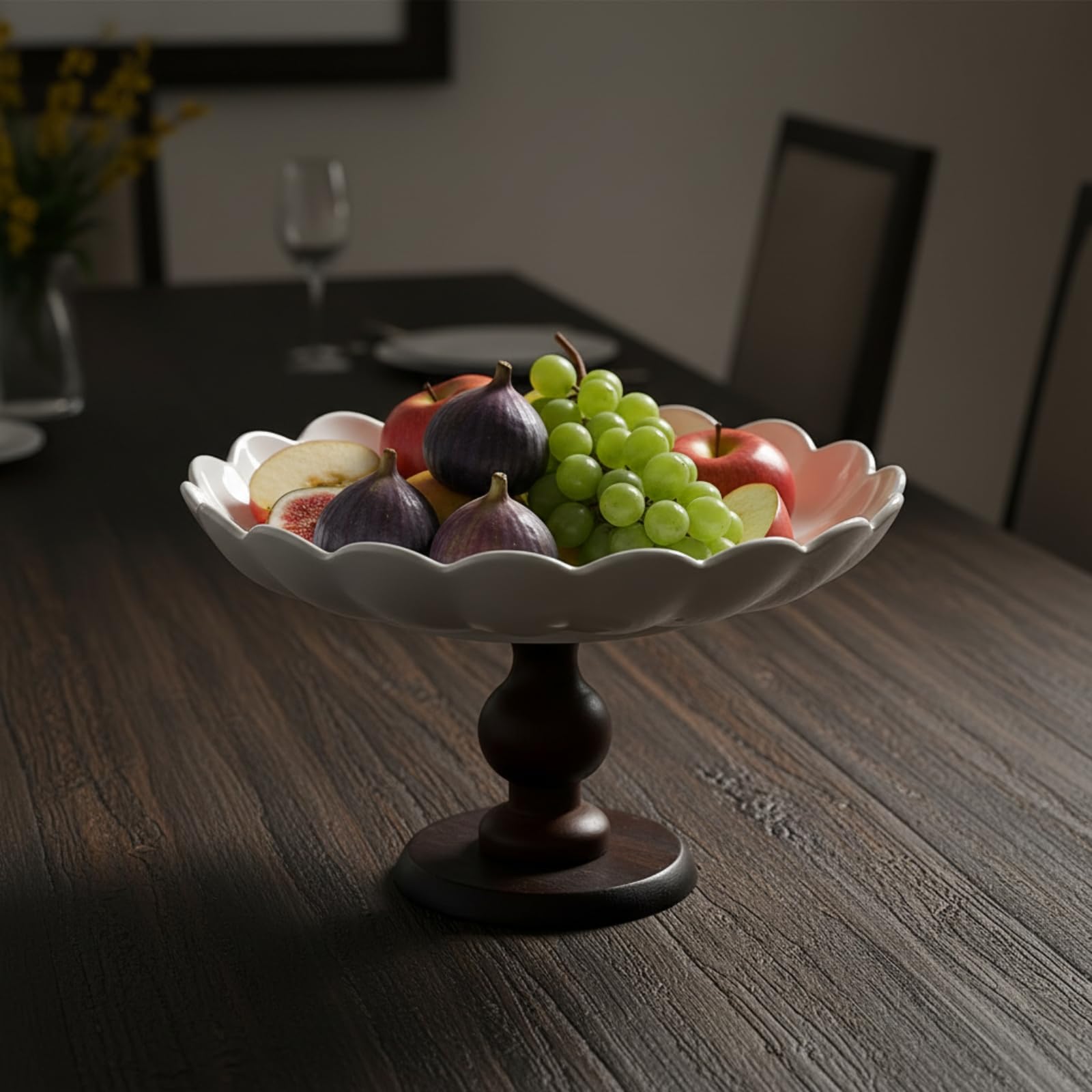 Fruttiera con Piedistallo Decorativo | Elegante, Bianca, Fruttiera con Base in Legno, per Feste