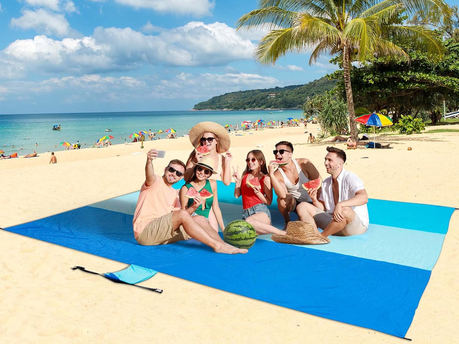 HIHOHO Beach Blanket, Sandproof Beach Mat, Waterproof Quick Drying Lightweight Outdoor Aztec Picnic Mat 79" X 83"/120"x108" for 2-8 Adults for Travel, Camping, Hiking