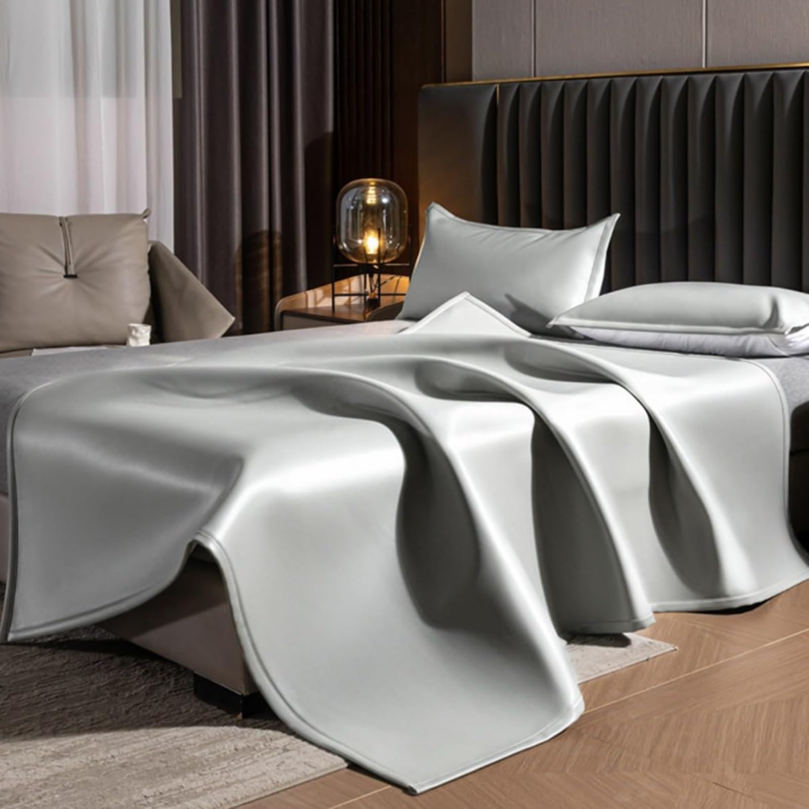 Summer Cooling Ice Silk Sleeping Mat, with Elastic Corner Straps and Matching Pillowcases, Foldable Bed Pad, for Bedroom, Dormitory, Home(Gray,180 * 200cm/70.9 * 78.7in)