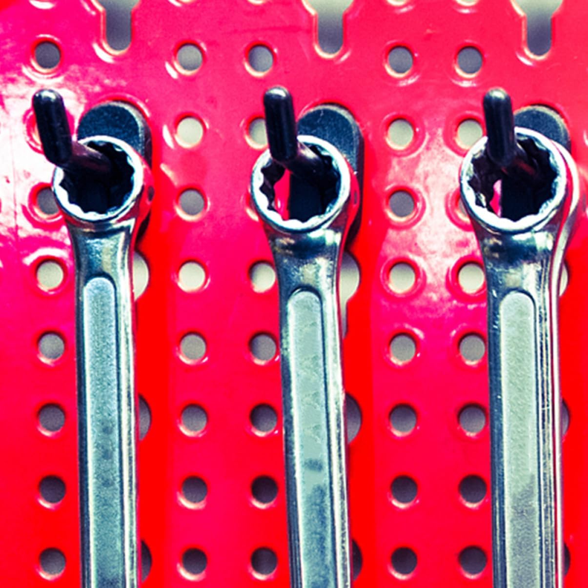 Cabilock Pegboard Hooks 50 Pack Heavy Duty Plastic Hangers Garage Tool Organizer Pegboard Tools Hangers