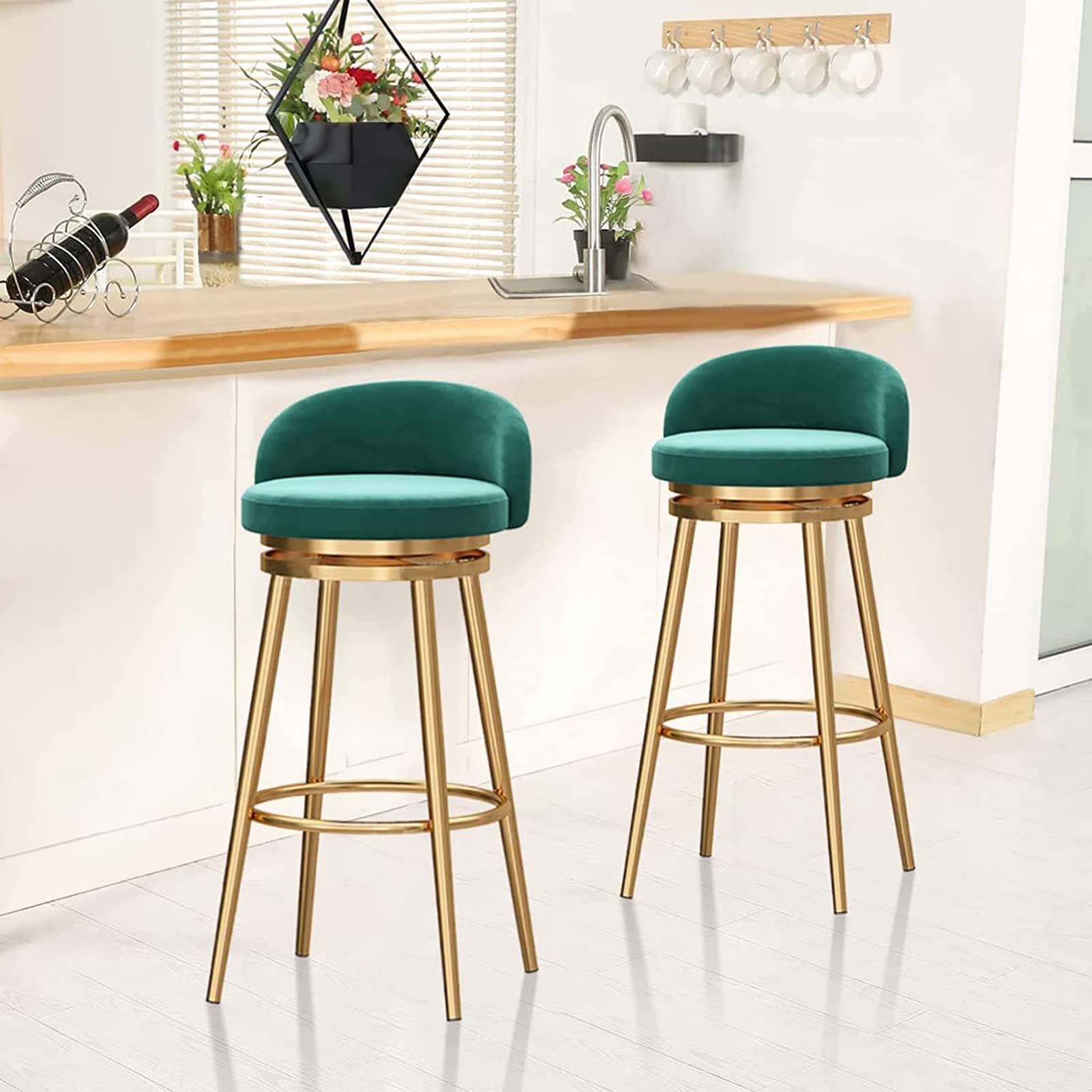 Tabourets de bar 65 cm en velours vert : la solution confort contre les assises hautes rigides