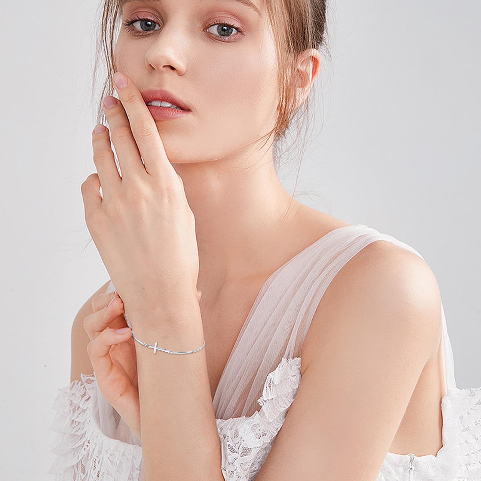 Bracciale da donna con croce in argento Sterling 925, con croce cristiana, ideale come regalo per fidanzate, donne, ragazze, mamma, 6.00 cm, Argento sterling