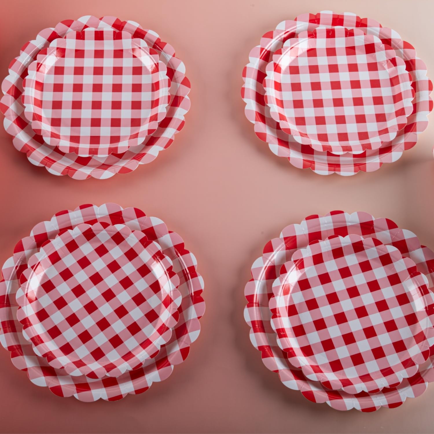 Set di piatti per feste, bicchieri e tovaglioli per 25 ospiti, include piatti di carta smerlati a quadretti rossi (17,8 e 22,9 cm), perfetti per feste, eventi e celebrazioni