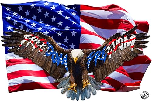 Calcomanía de águila calva en vuelo con bandera estadounidense de la libertad (48" x 30")