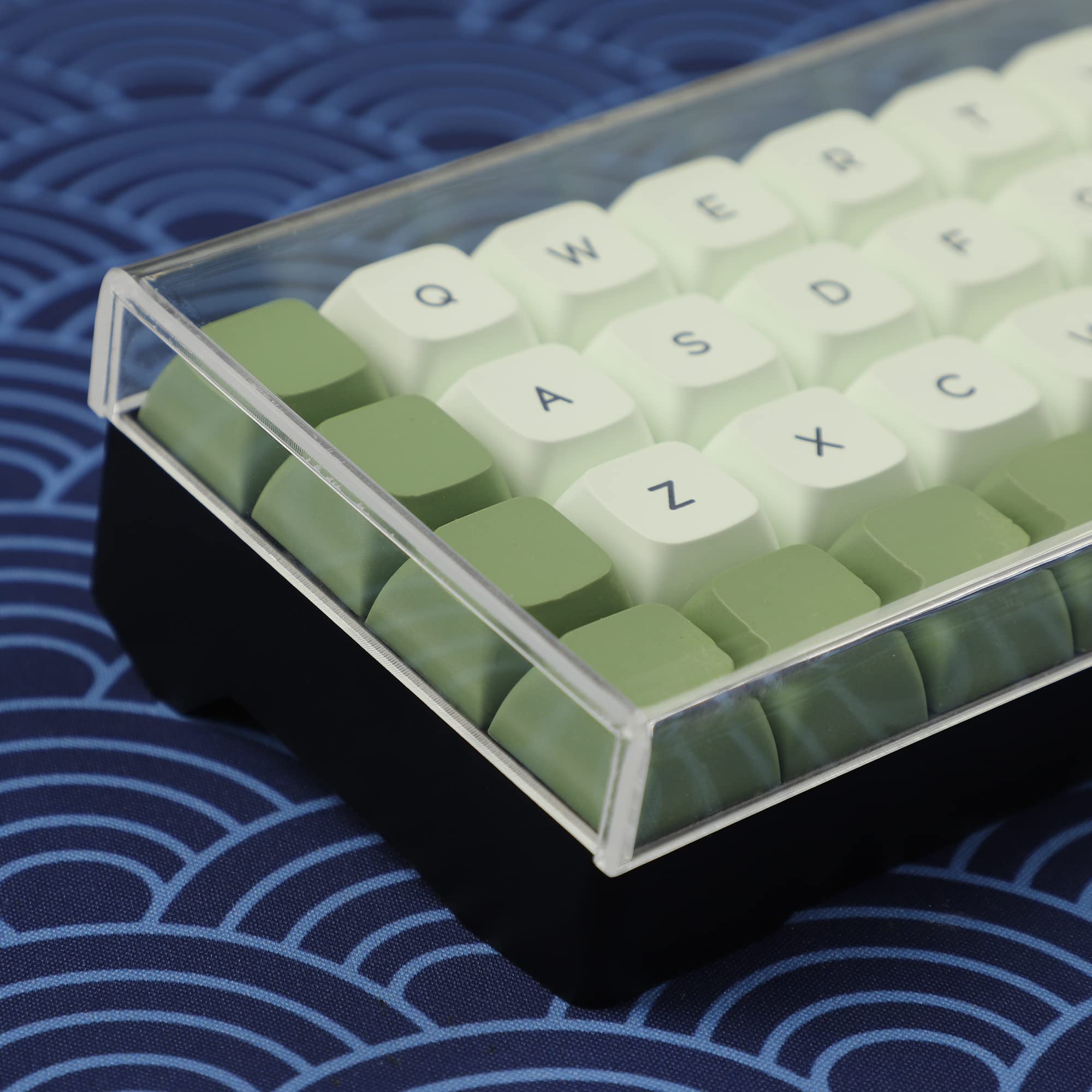 Amazon | YMDK メカニカルキーボードダストカバー蓋アクリル Planck 40