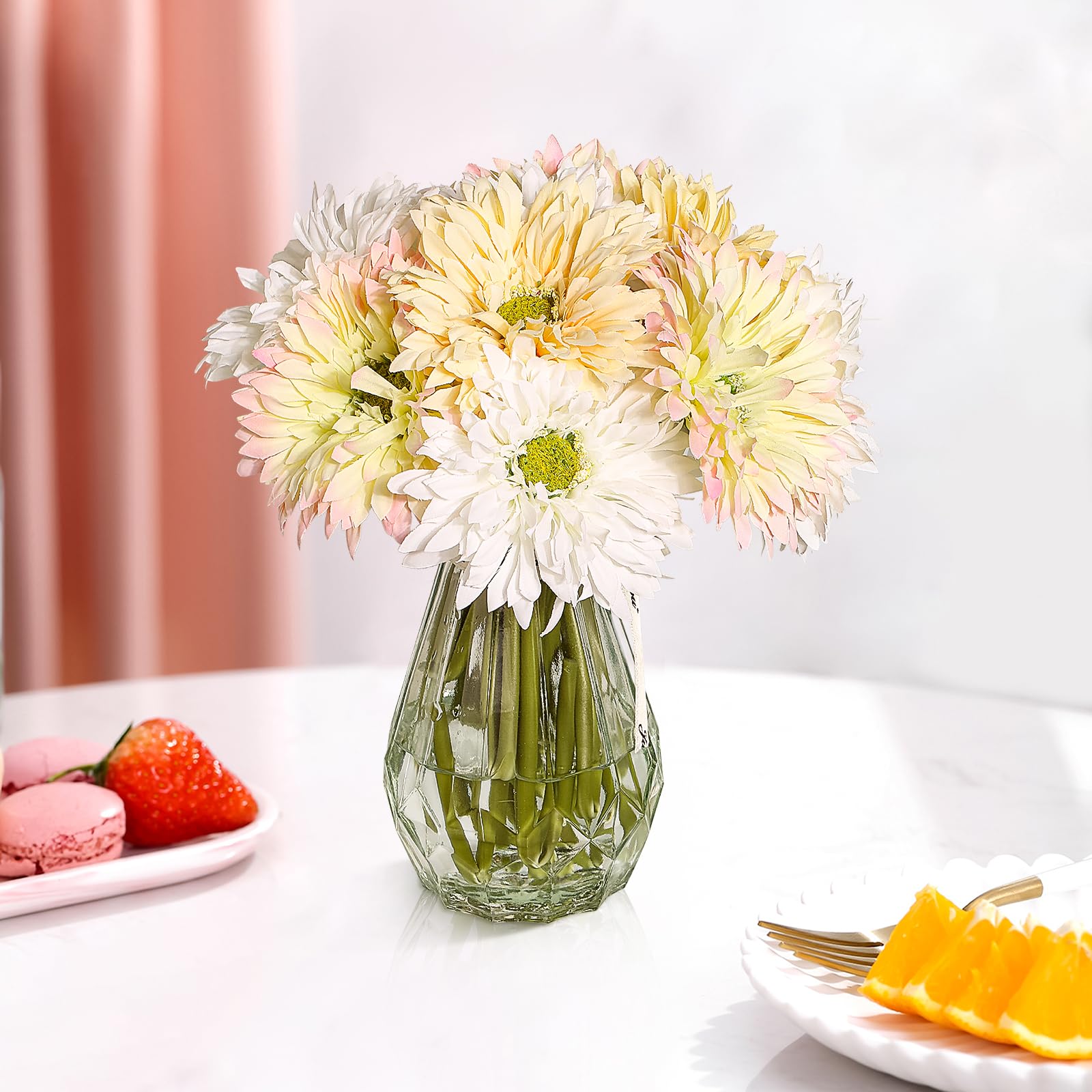 Amazon｜SOMJOK 人工ガーベラの花 ホワイトカスミソウブーケ クリア