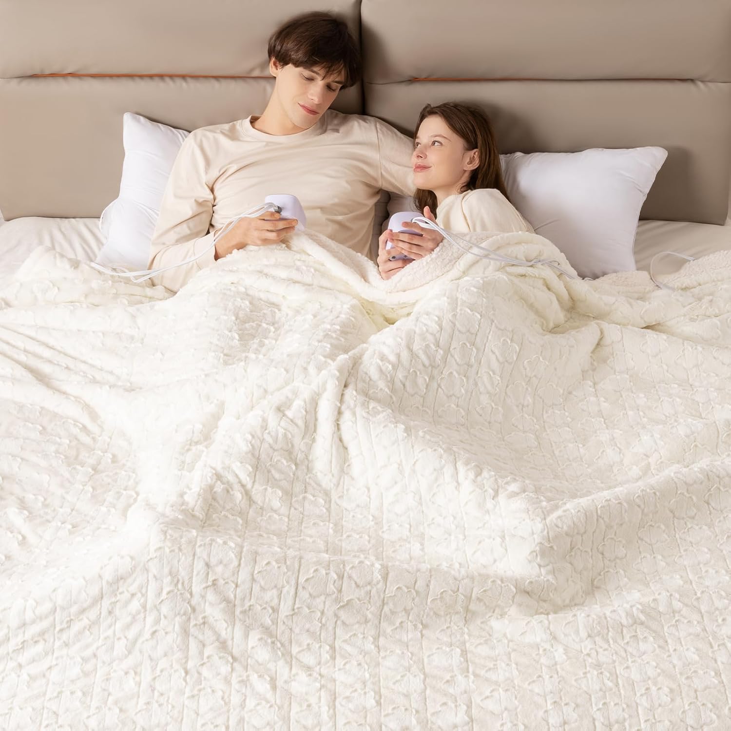 Bearhug Electric Blanket King Size 100" x 90", Dual Controller Heated Blanket, White Flower Patterns Faux Fur & Warm Sherpa, 10-Heat Levels & 1-12H Auto Off,ETL, Machine Washable King Size 100" × 90" White Cloud