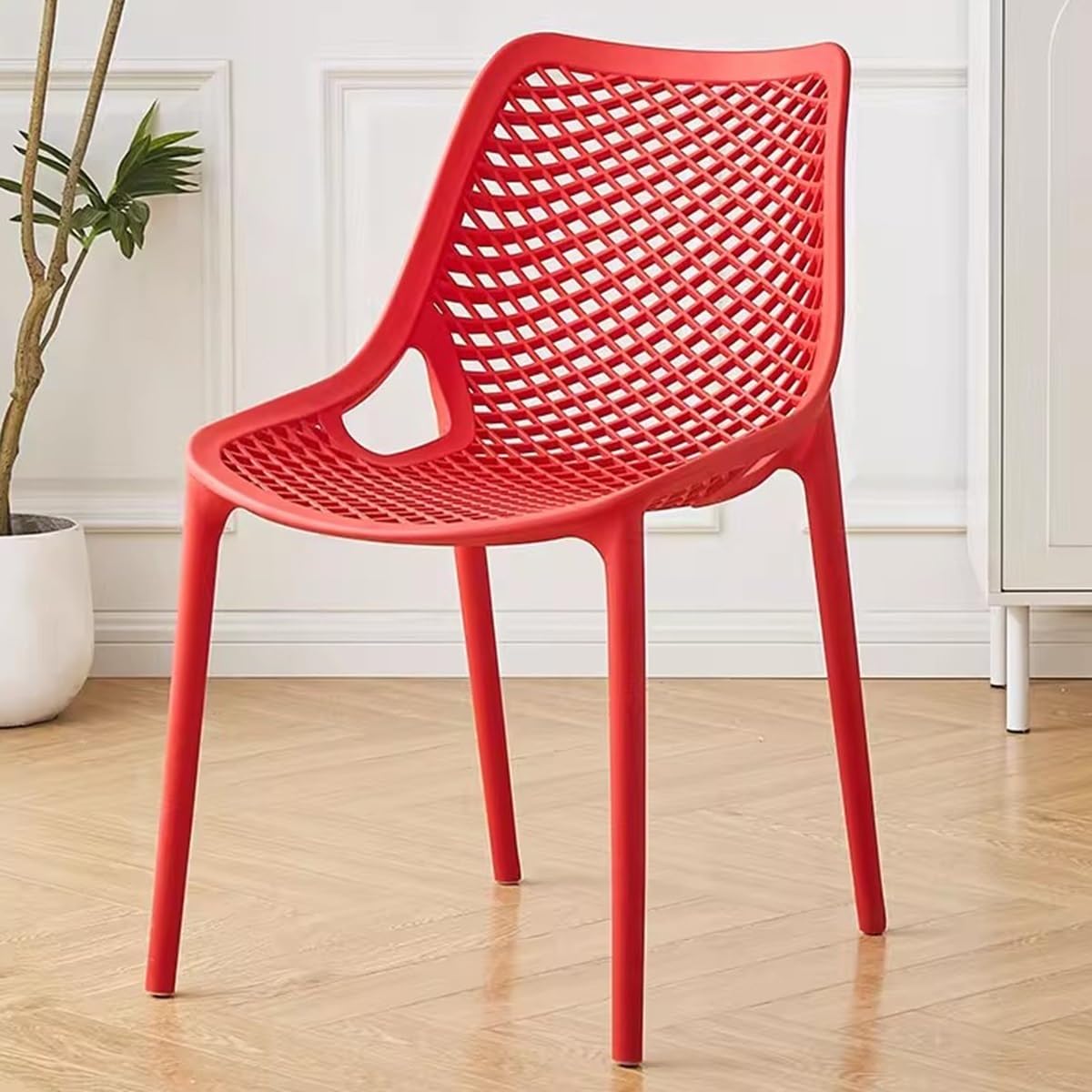 Chaise de plage légère rouge avec dossier creux pour le salon