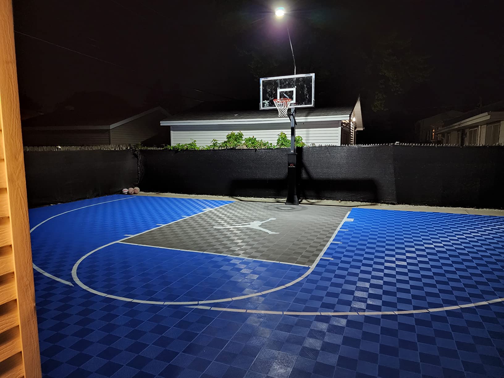 29/mo Finance Silverback LED Basketball Hoop Light Illuminates Backboard, Rim, and Court and