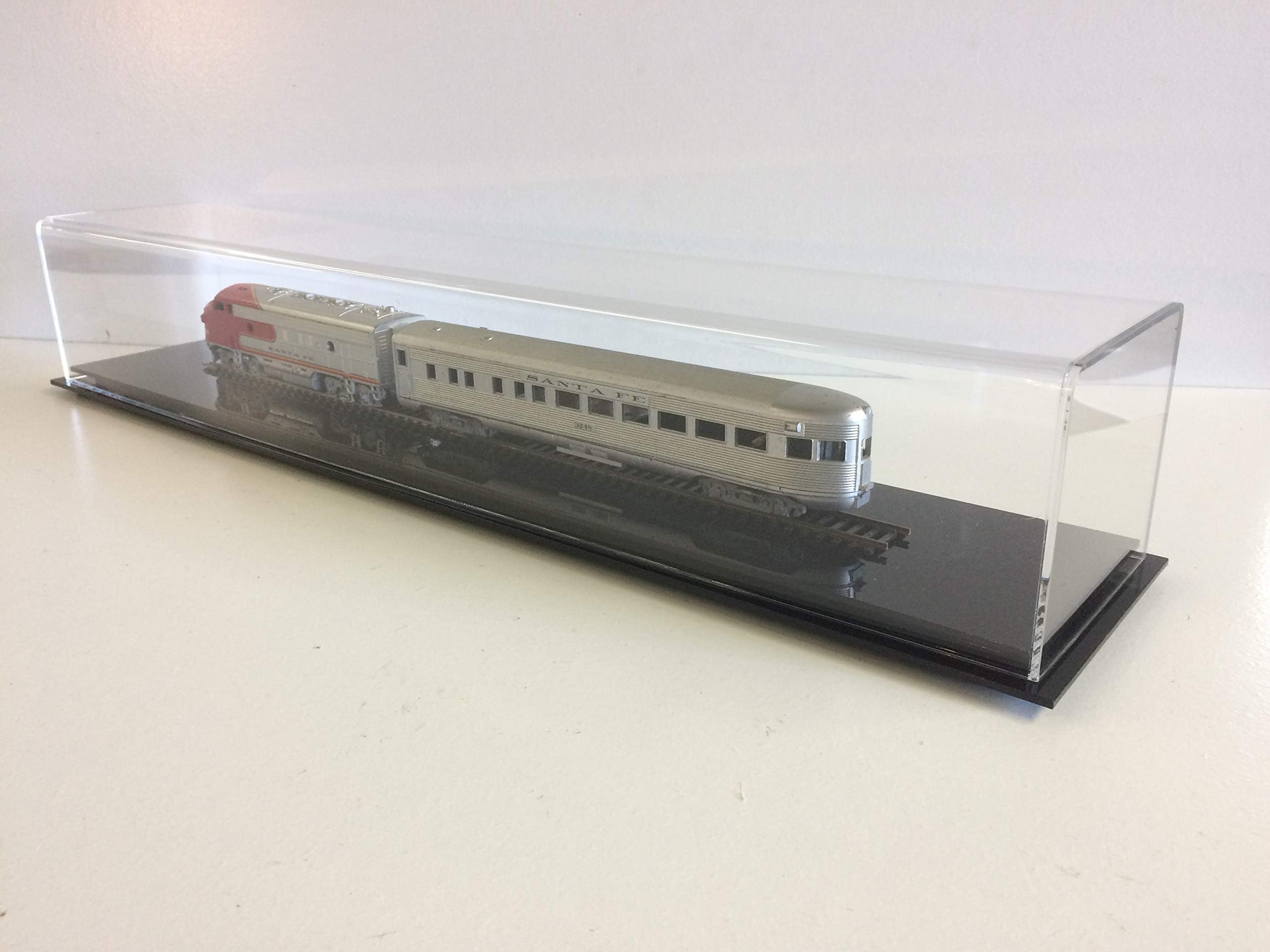 24" Train case with Low Profile Solid Acrylic Base