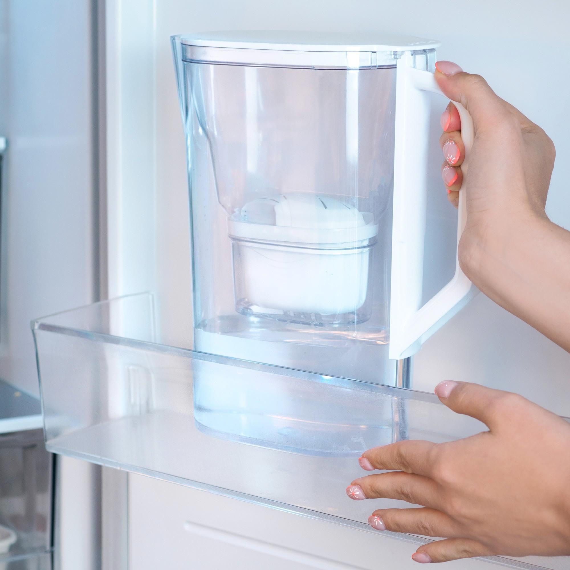 Wessper Dzbanek Filtrujący 2.7L | Zamiennik dla filtra Dafi Unimax Aquaphor A5 BRITA Maxtra+ PHILIPS AWP212/10 | Redukuje Kamień i Chlor | Zestaw zawiera dzbanek filtrujący i 3 filtry, Biały