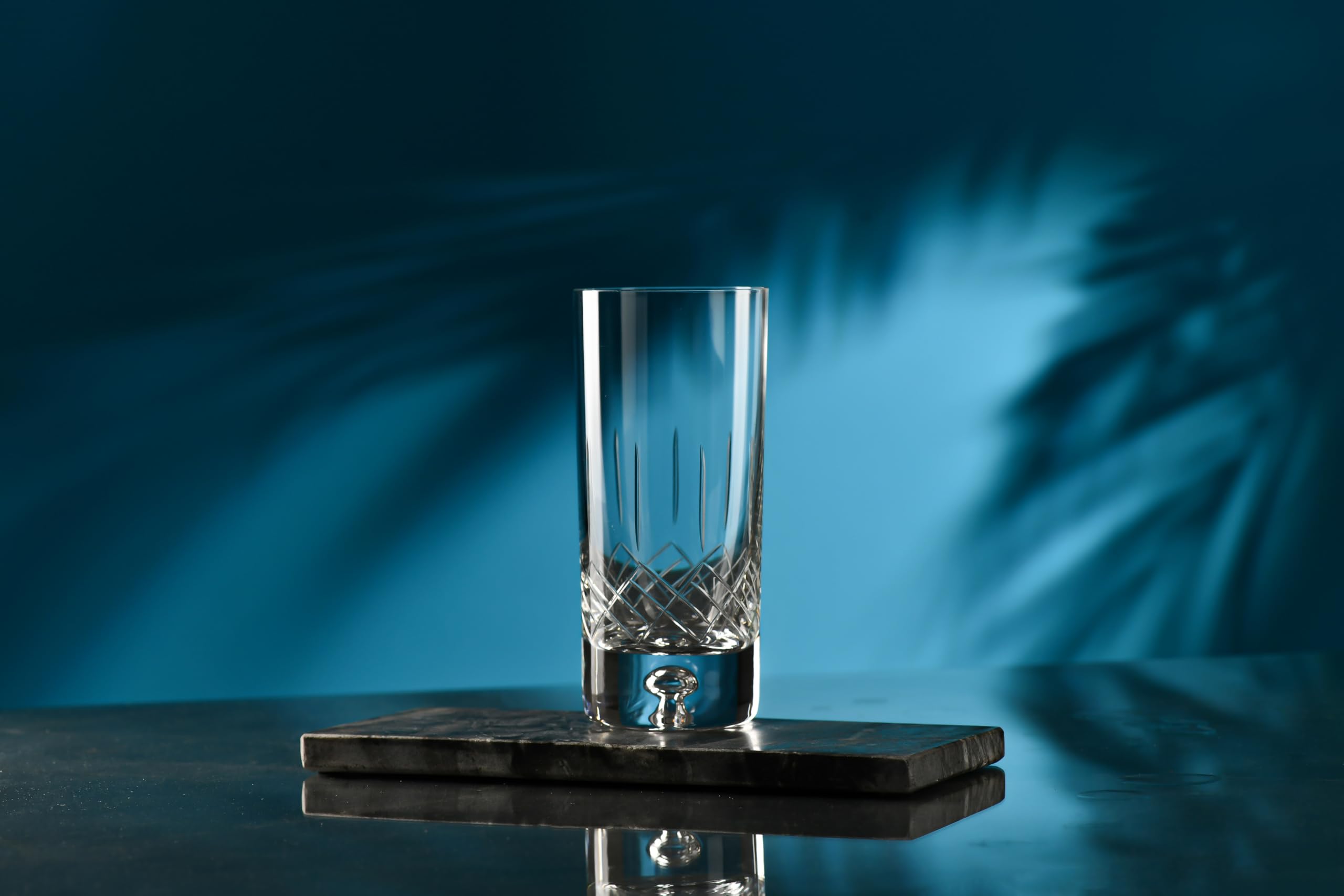 Krosno – Bicchieri per acqua, succhi e drink 300 ml – set da 4 pezzi – Collezione Saga – Vetro di cristallo – Realizzati a mano e incisi – Ideali come regalo